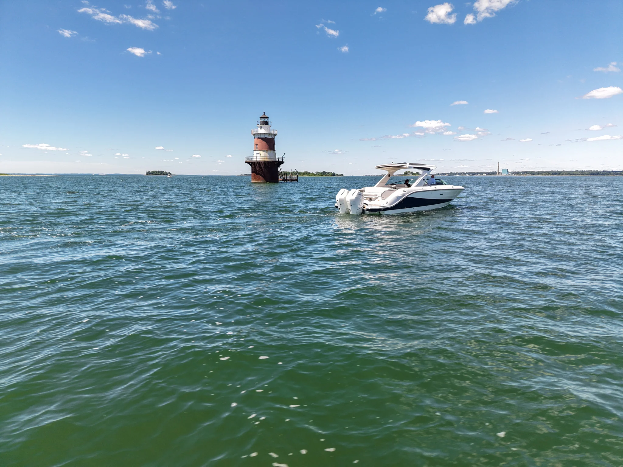 2026 Sea Ray SLX 310 Outboard Image Thumbnail #3