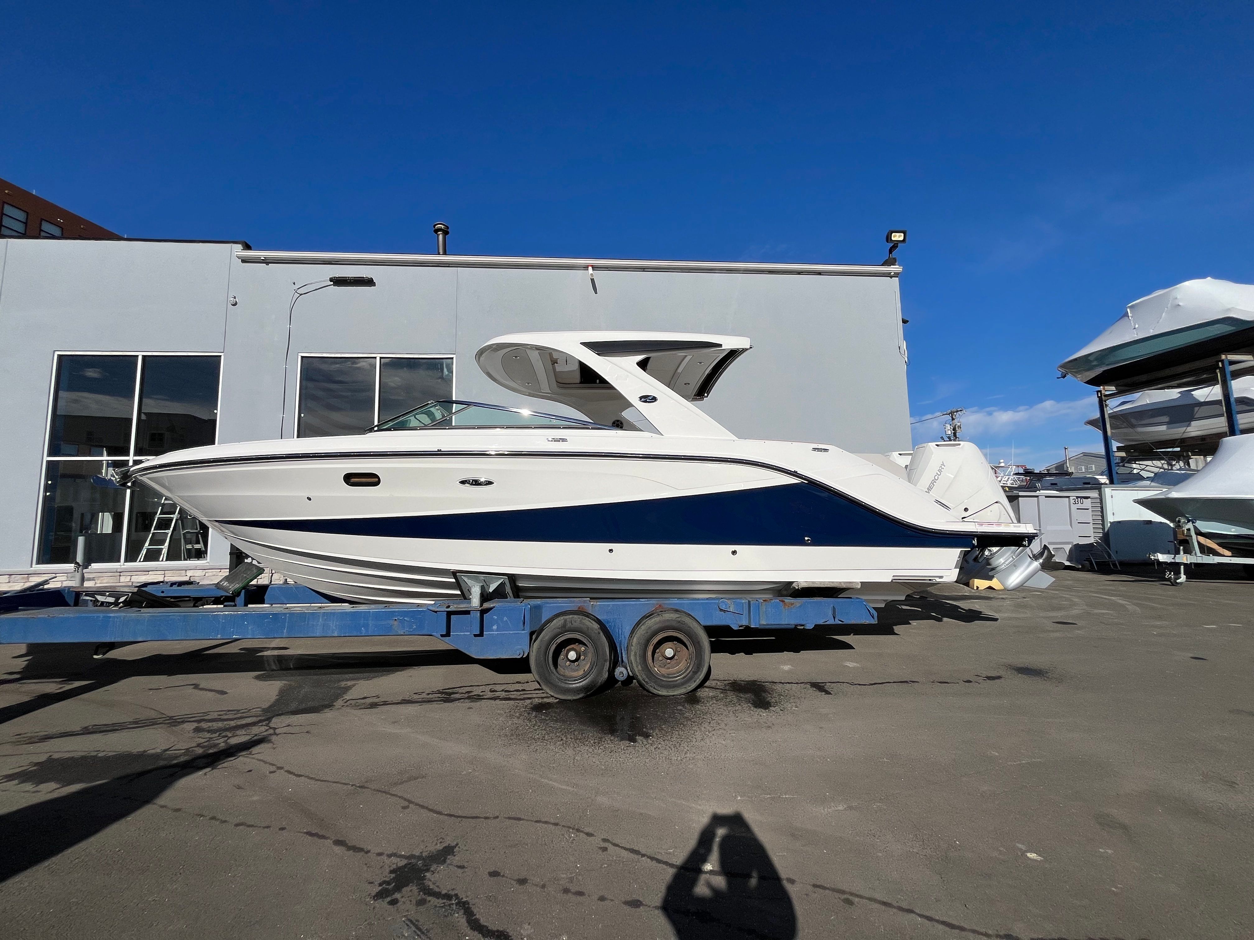 2026 Sea Ray SLX 310 Outboard Image Thumbnail #48