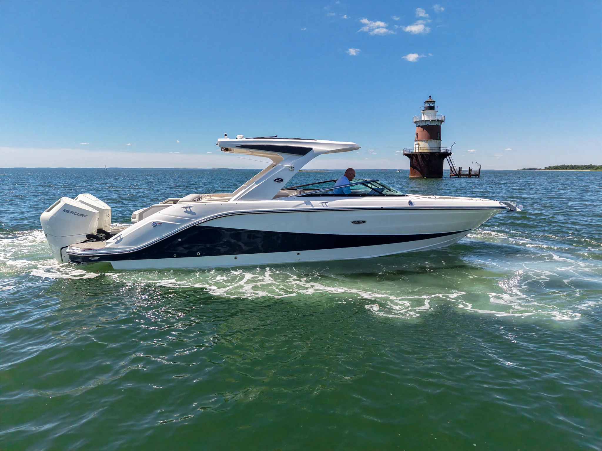 2026 Sea Ray SLX 310 Outboard Image Thumbnail #0
