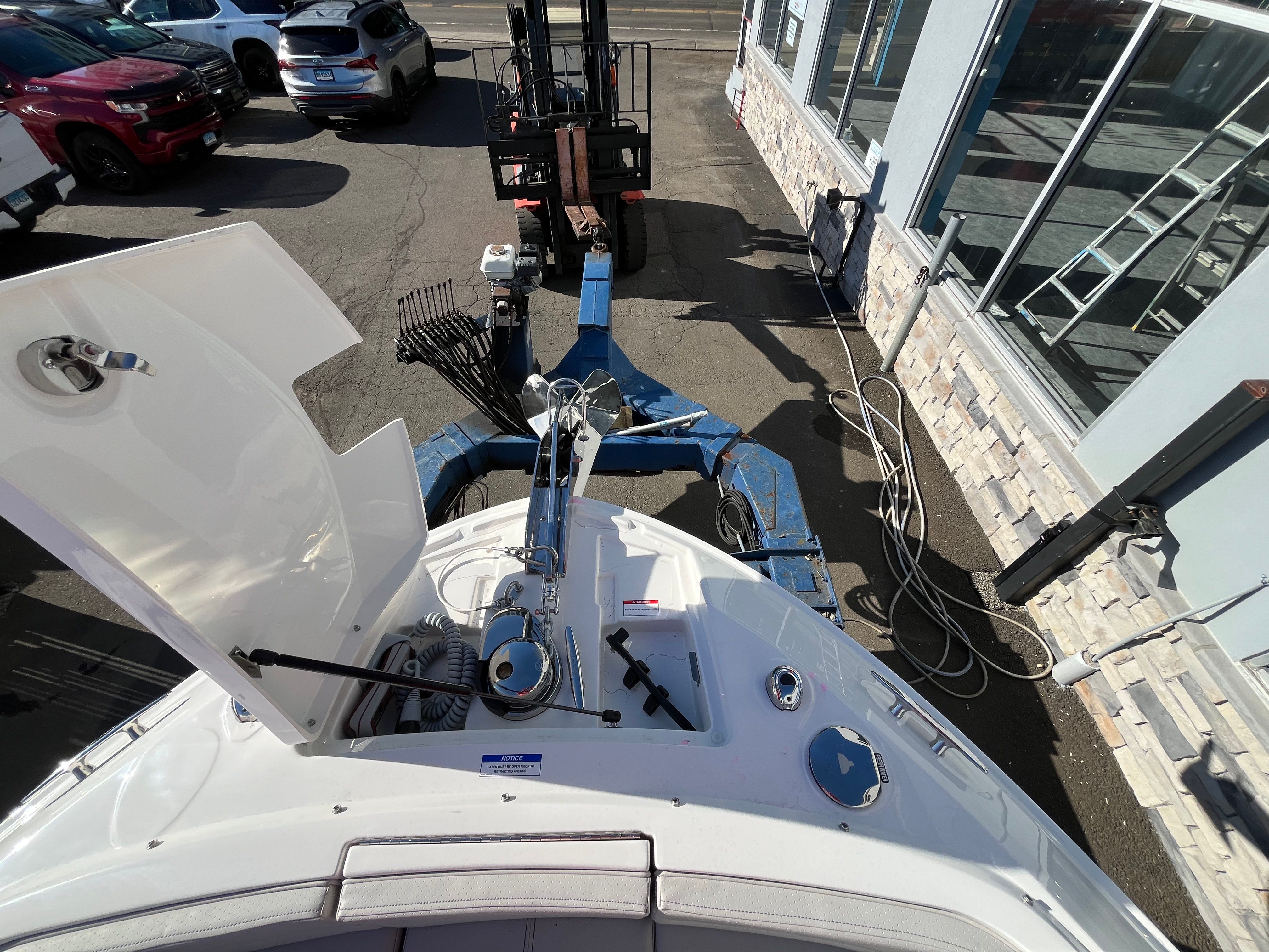 2026 Sea Ray SLX 310 Outboard Image Thumbnail #41