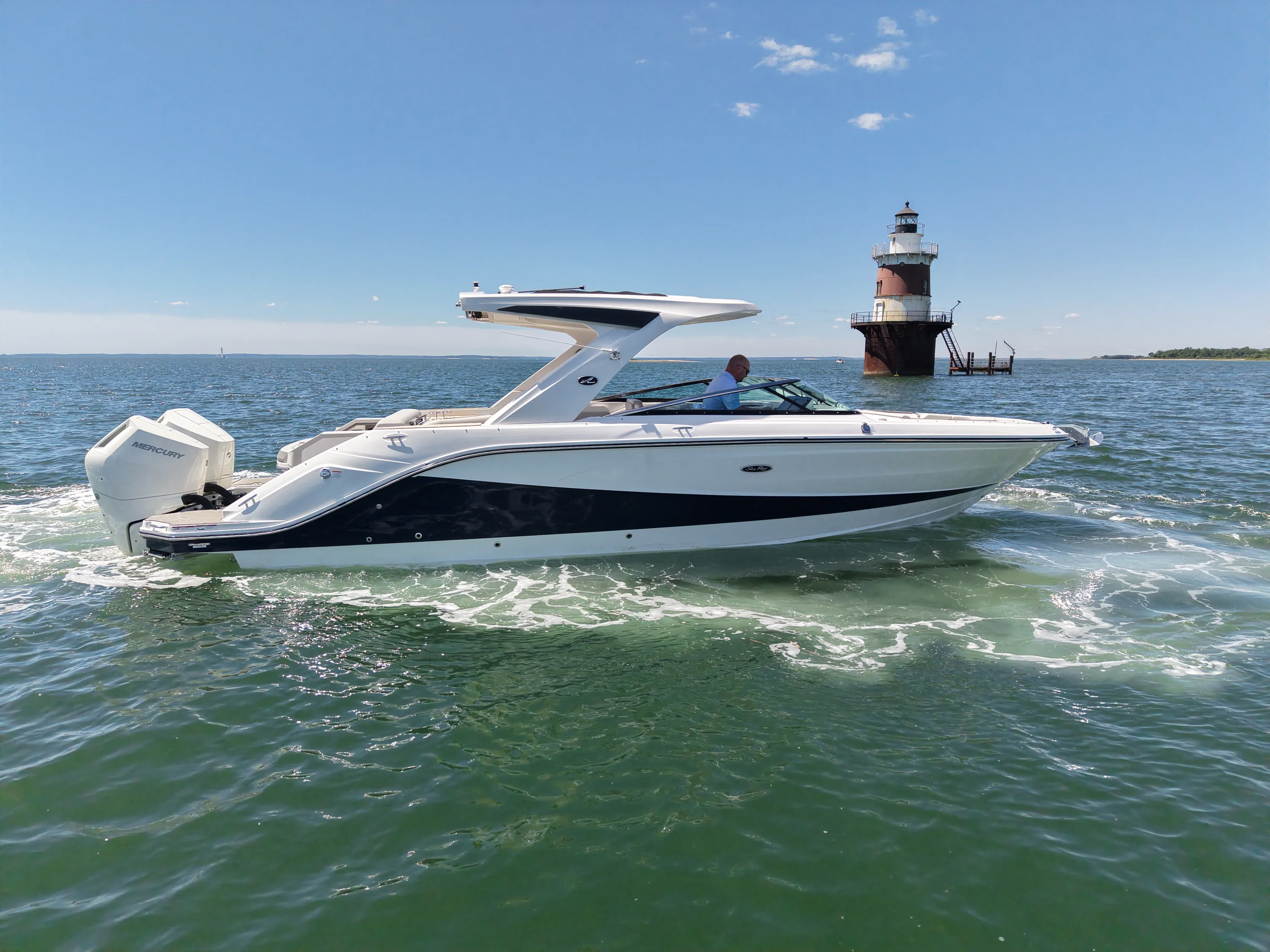 2026 Sea Ray SLX 310 Outboard Image Thumbnail #1