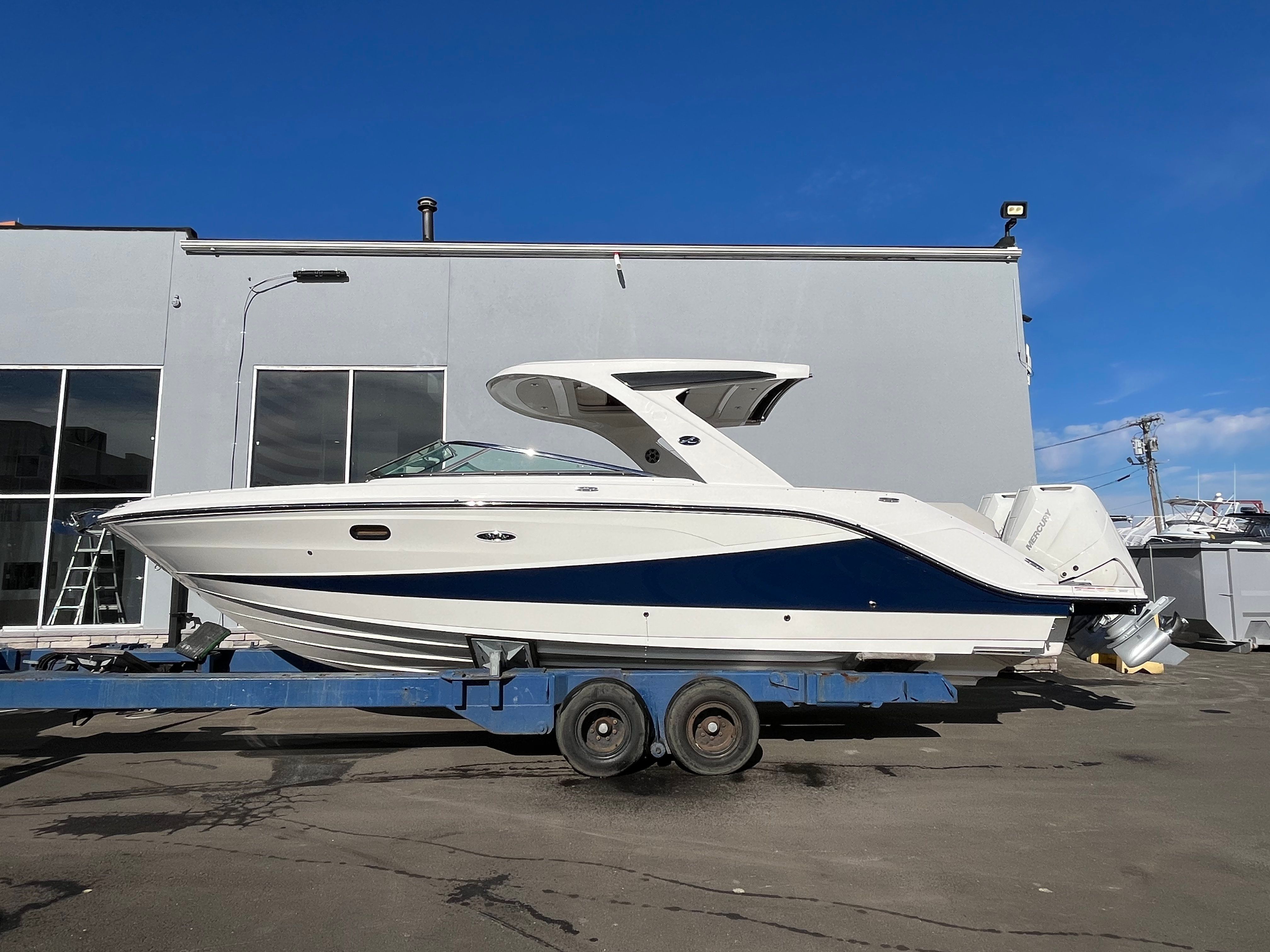 2026 Sea Ray SLX 310 Outboard Image Thumbnail #0