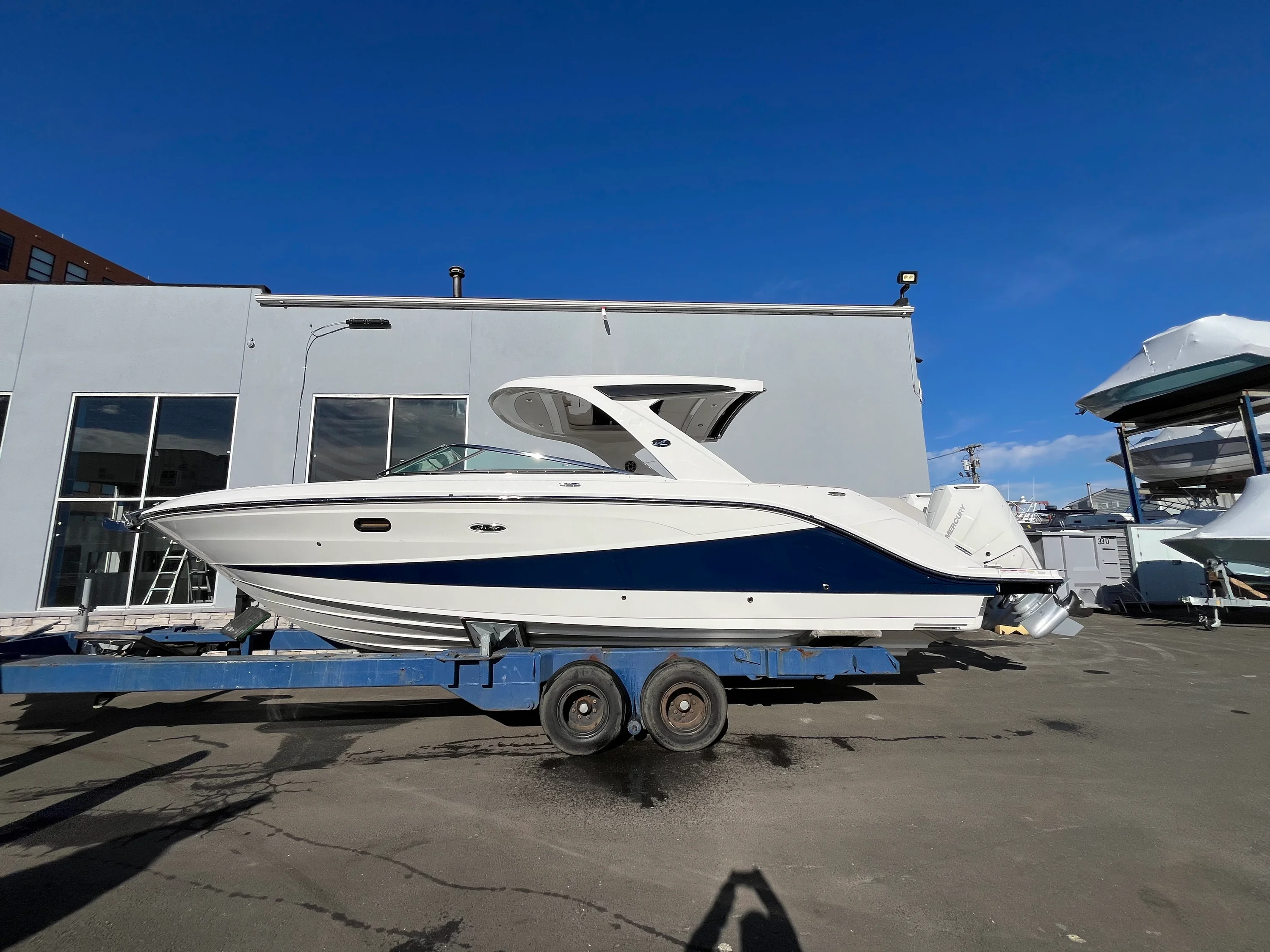 2026 Sea Ray SLX 310 Outboard Image Thumbnail #2