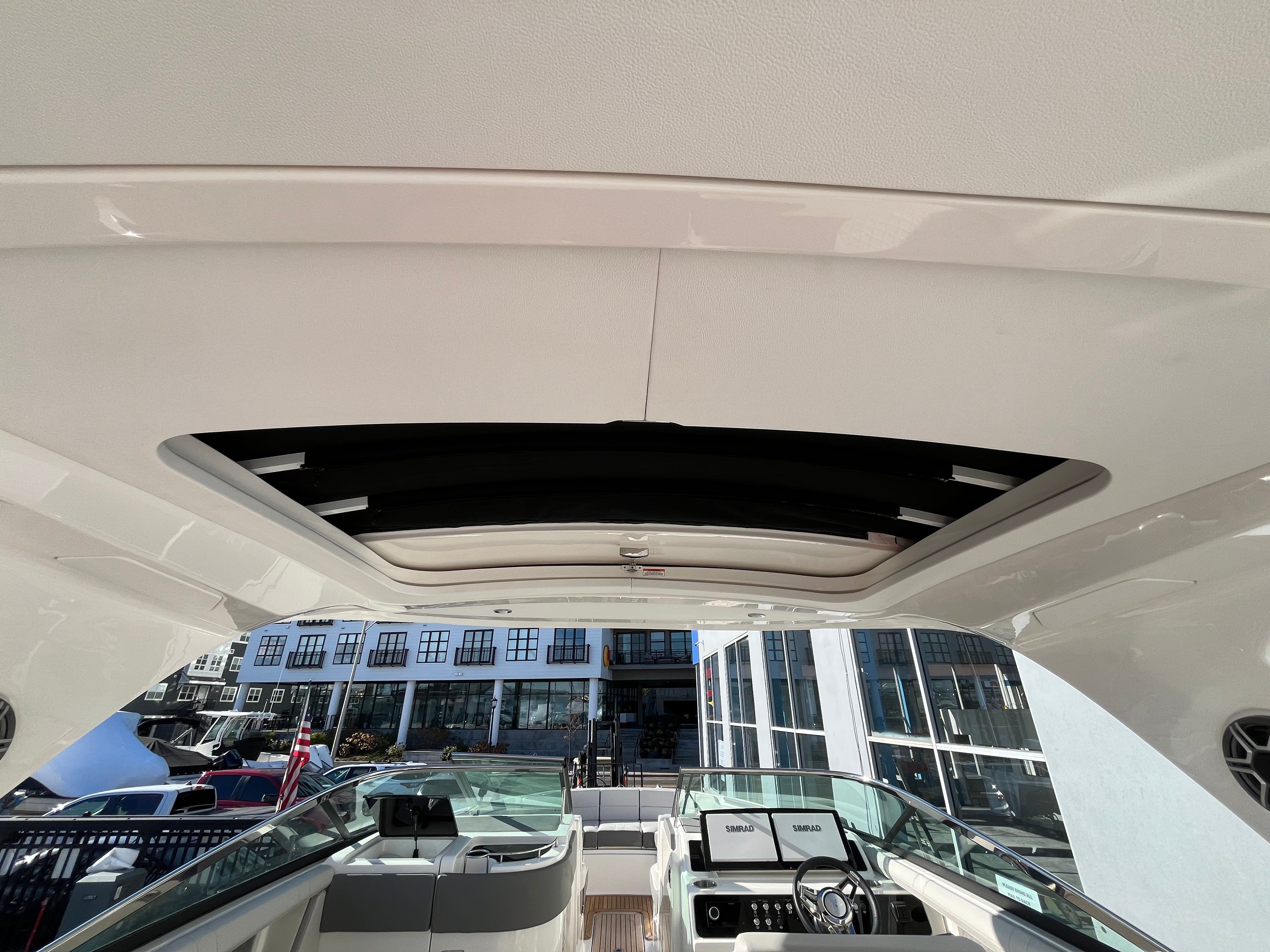 2026 Sea Ray SLX 310 Outboard Image Thumbnail #45