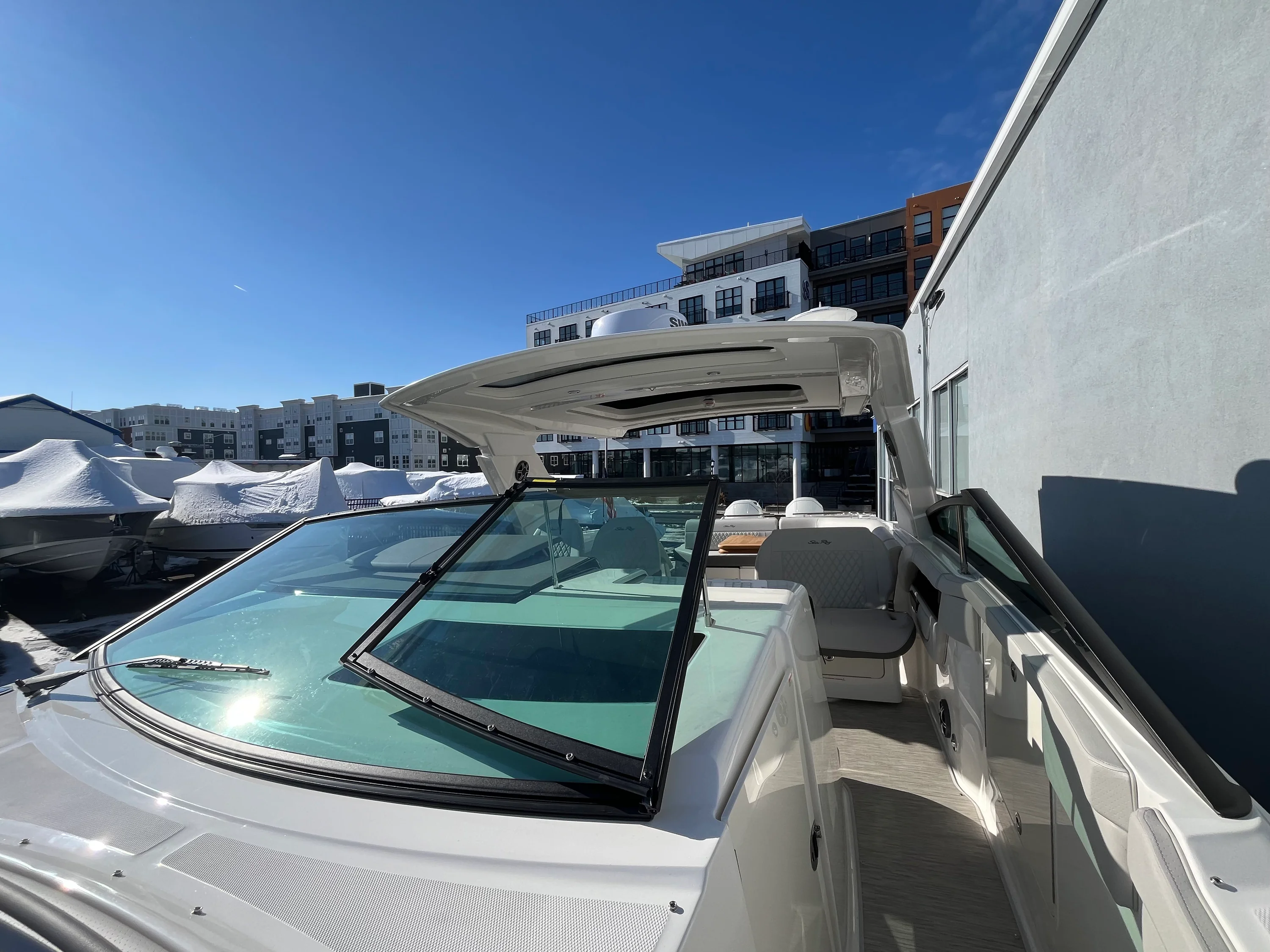 2026 Sea Ray SLX 400 Outboard Image Thumbnail #26