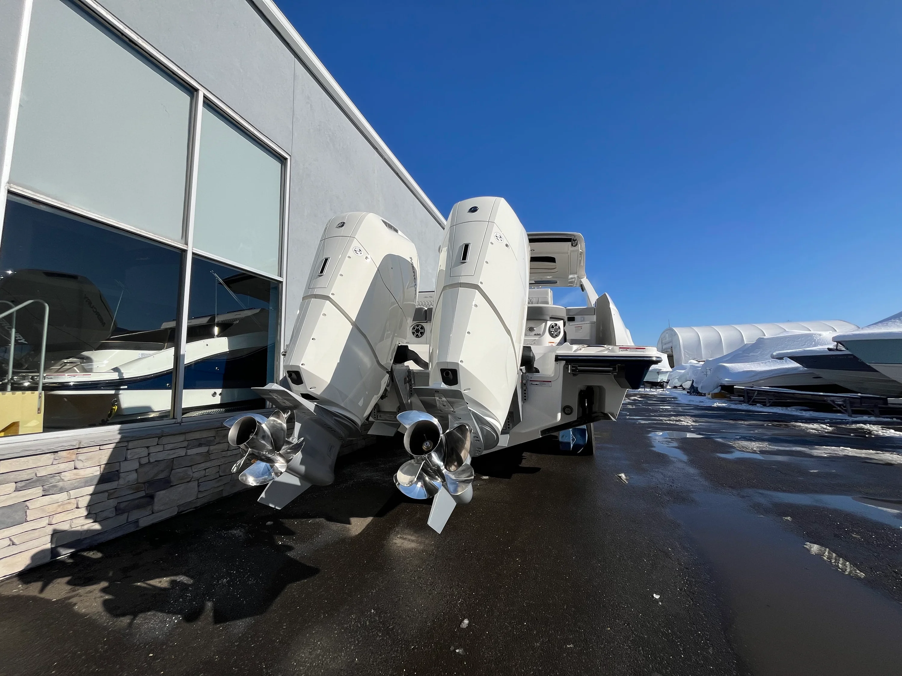 2026 Sea Ray SLX 400 Outboard Image Thumbnail #3