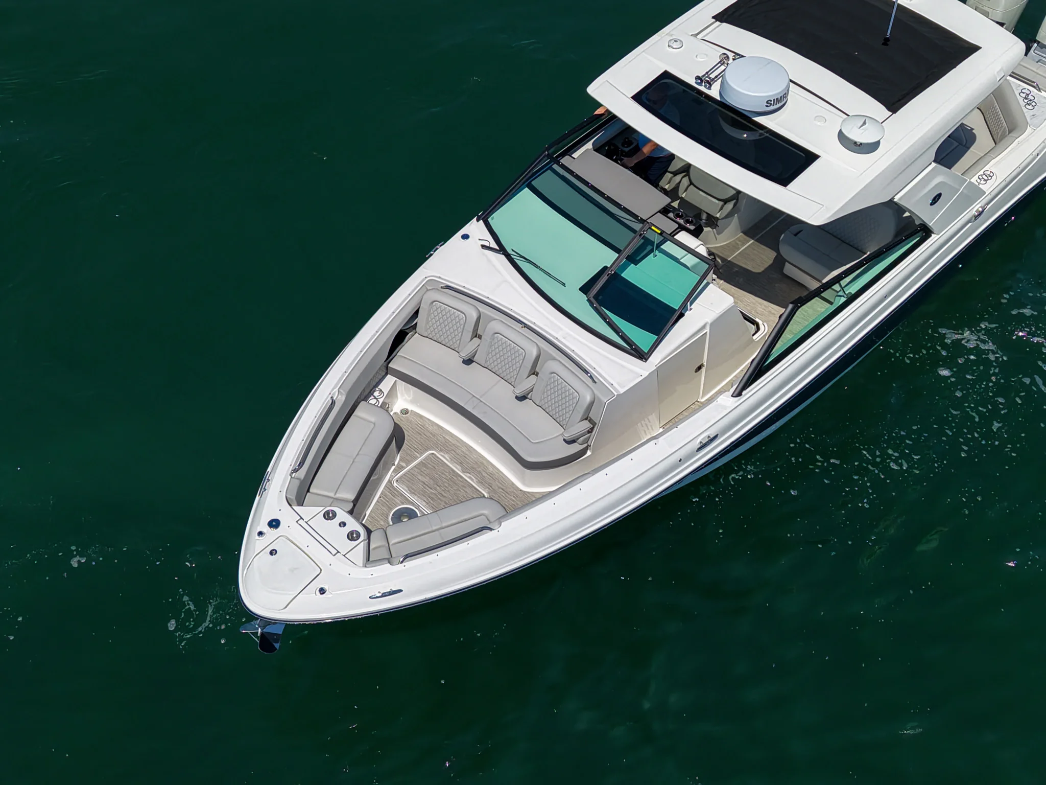 2026 Sea Ray SLX 400 Outboard Image Thumbnail #5