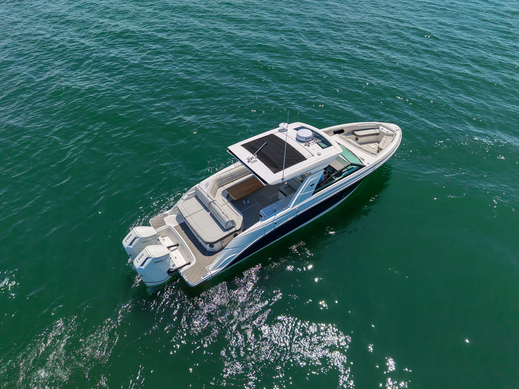 2026 Sea Ray SLX 400 Outboard Image Thumbnail #7