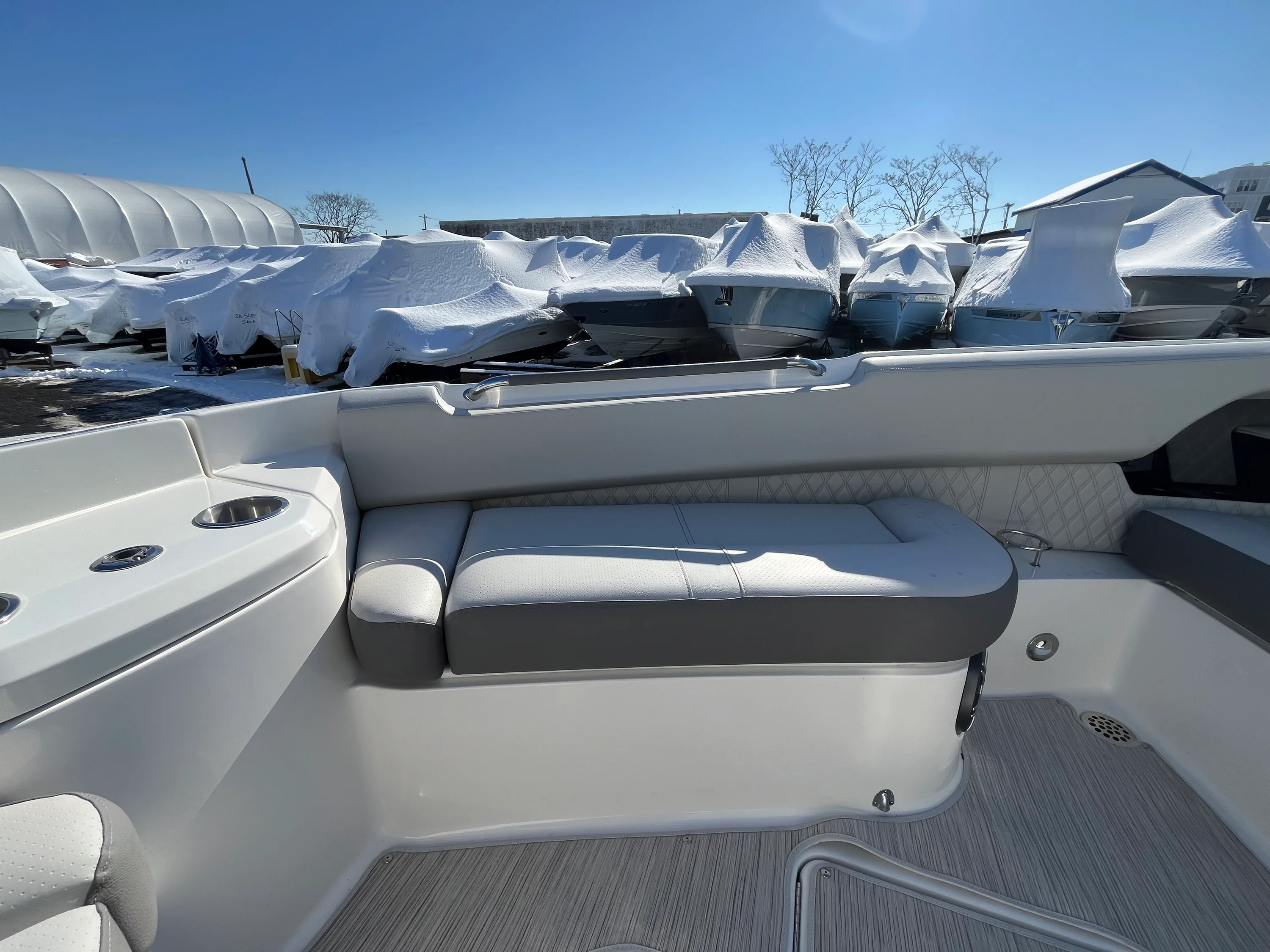 2026 Sea Ray SLX 400 Outboard Image Thumbnail #31