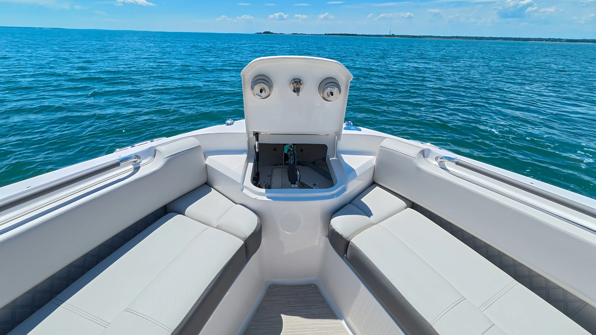 2026 Sea Ray SLX 400 Outboard Image Thumbnail #74