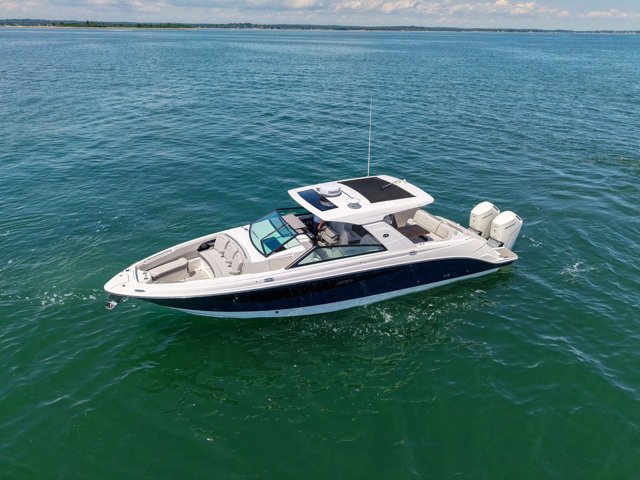 2026 Sea Ray SLX 400 Outboard Image Thumbnail #3