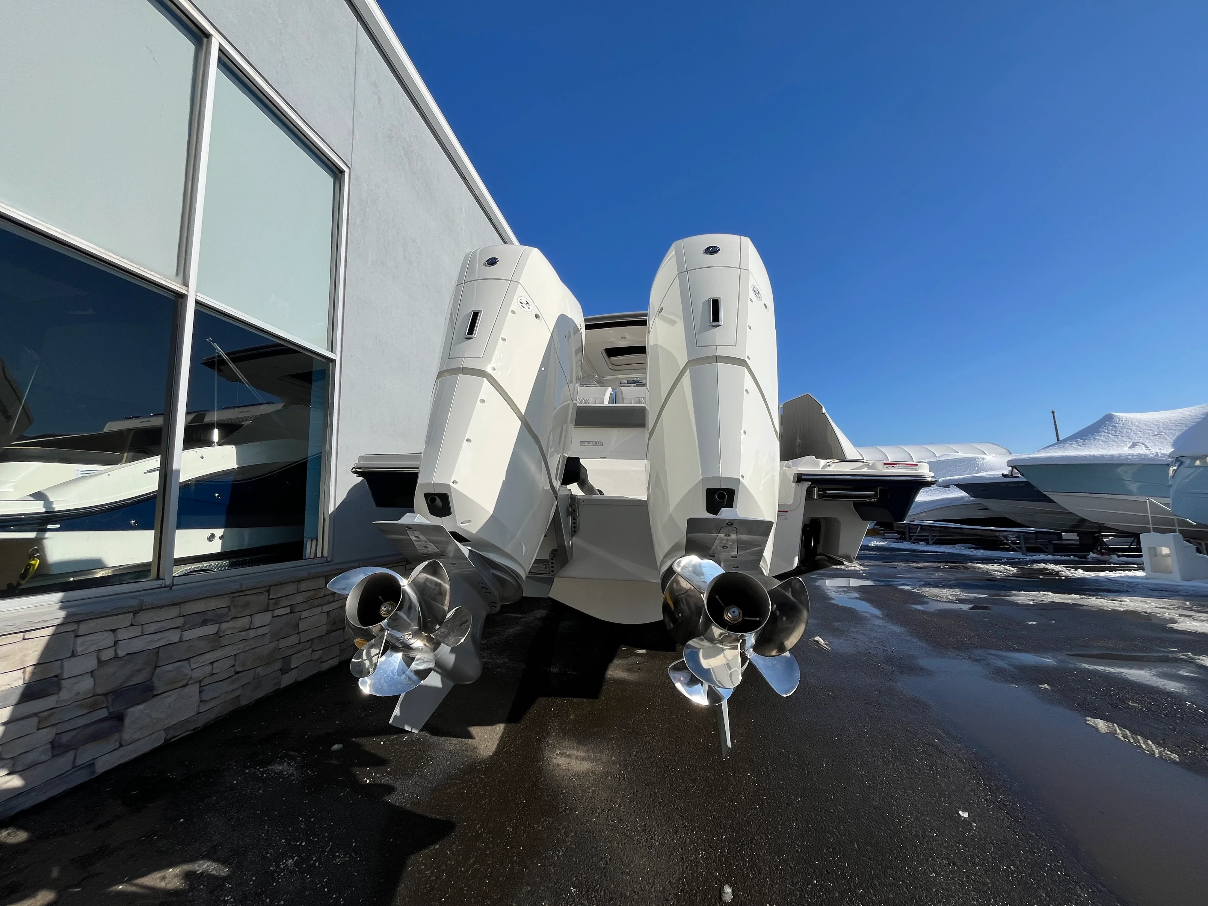 2026 Sea Ray SLX 400 Outboard Image Thumbnail #4