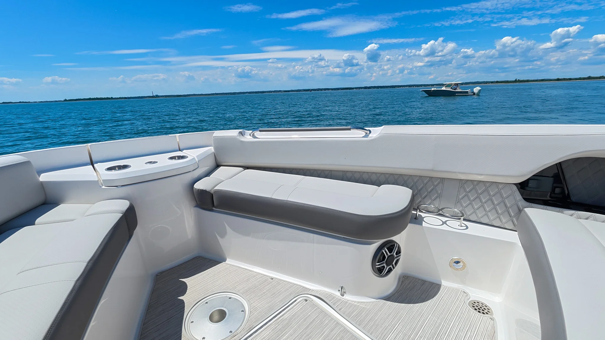 2026 Sea Ray SLX 400 Outboard Image Thumbnail #67