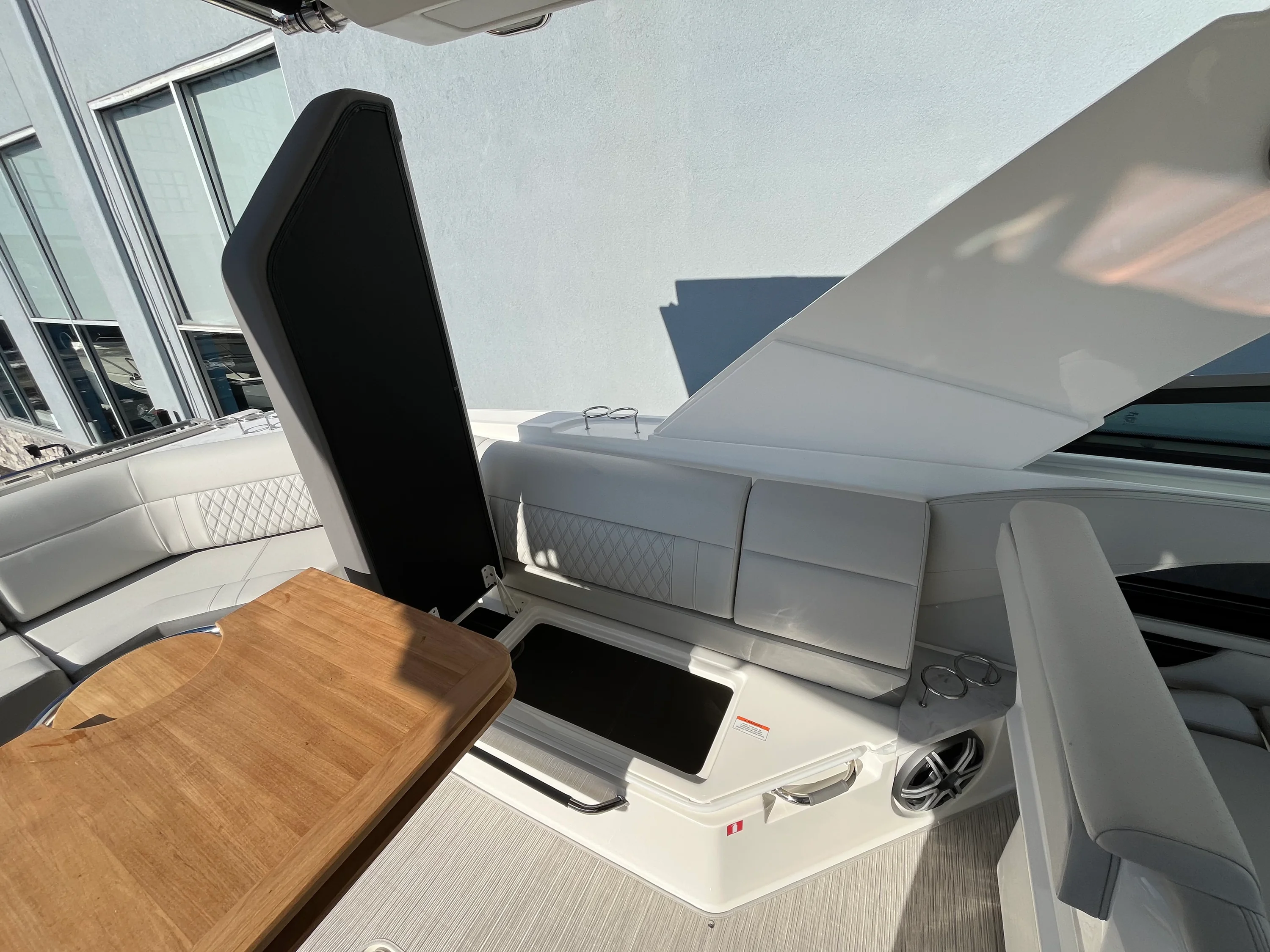 2026 Sea Ray SLX 400 Outboard Image Thumbnail #56