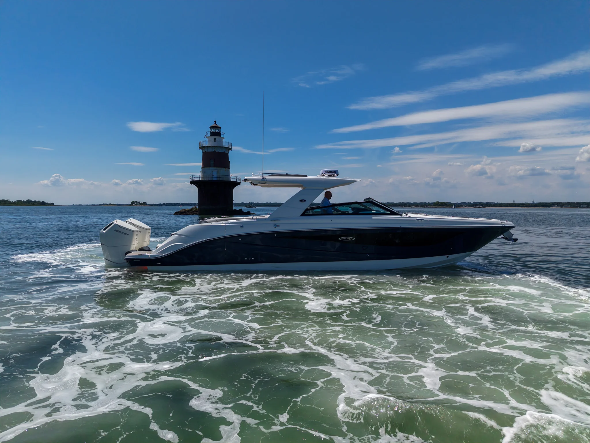 2026 Sea Ray SLX 400 Outboard Image Thumbnail #0