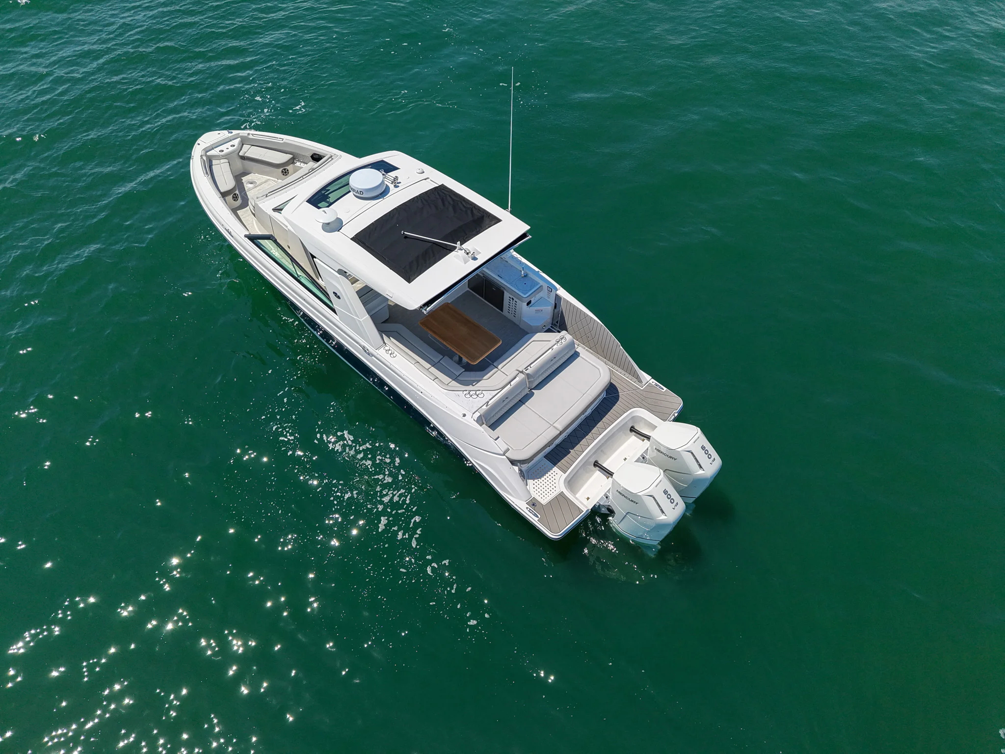 2026 Sea Ray SLX 400 Outboard Image Thumbnail #6