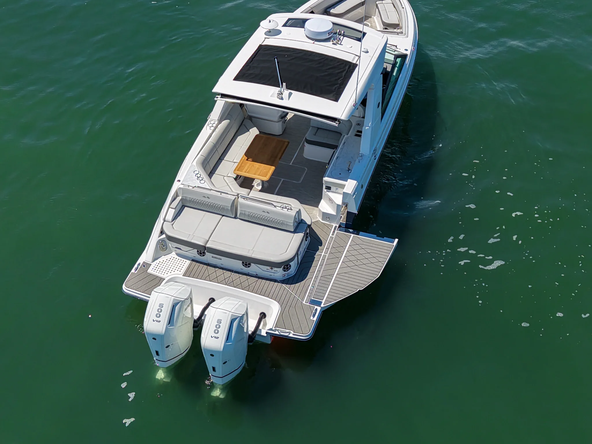 2026 Sea Ray SLX 400 Outboard Image Thumbnail #15