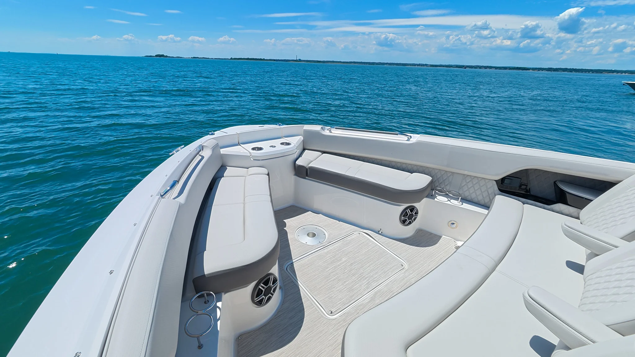 2026 Sea Ray SLX 400 Outboard Image Thumbnail #70