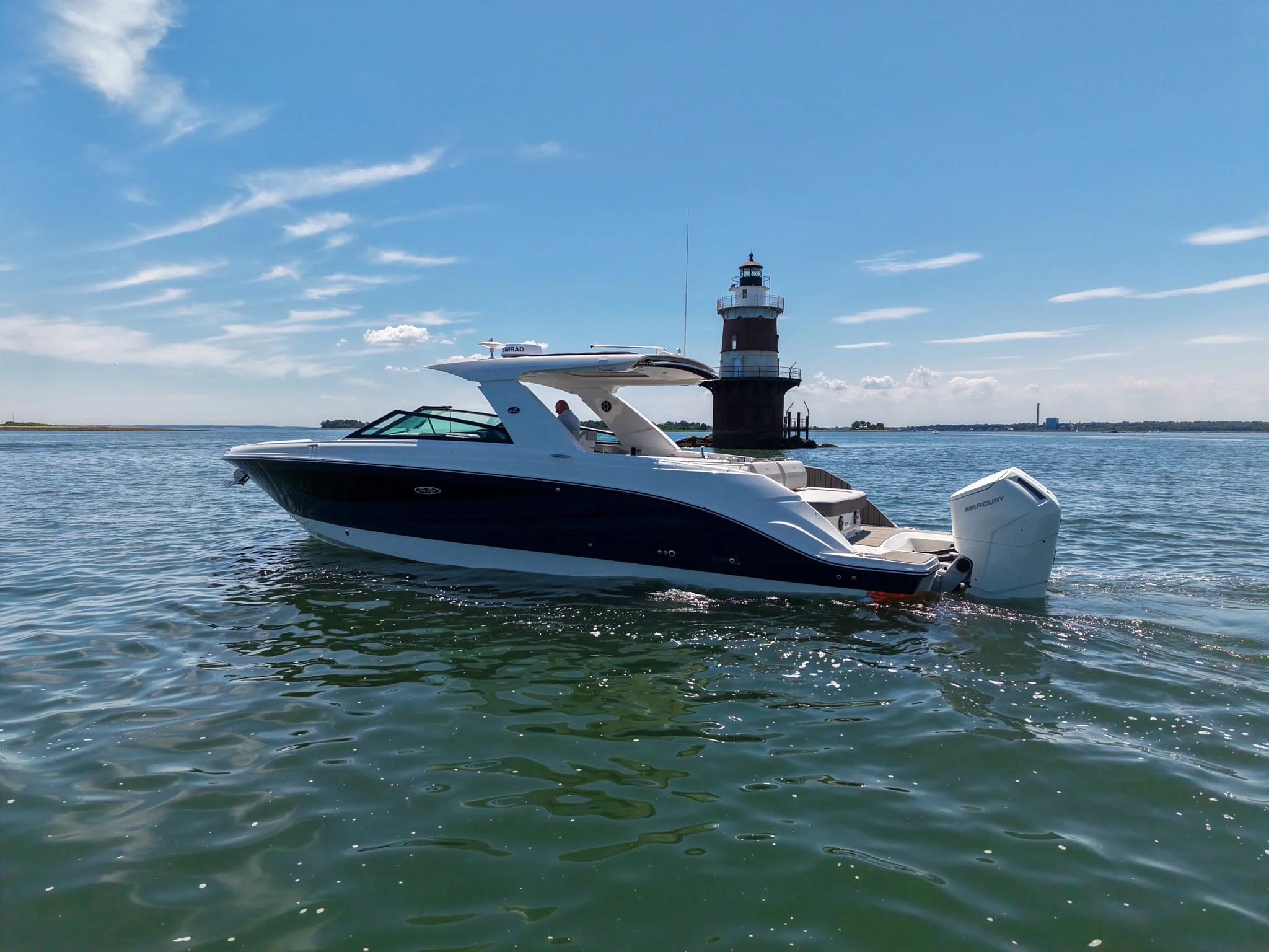 2026 Sea Ray SLX 400 Outboard Image Thumbnail #17