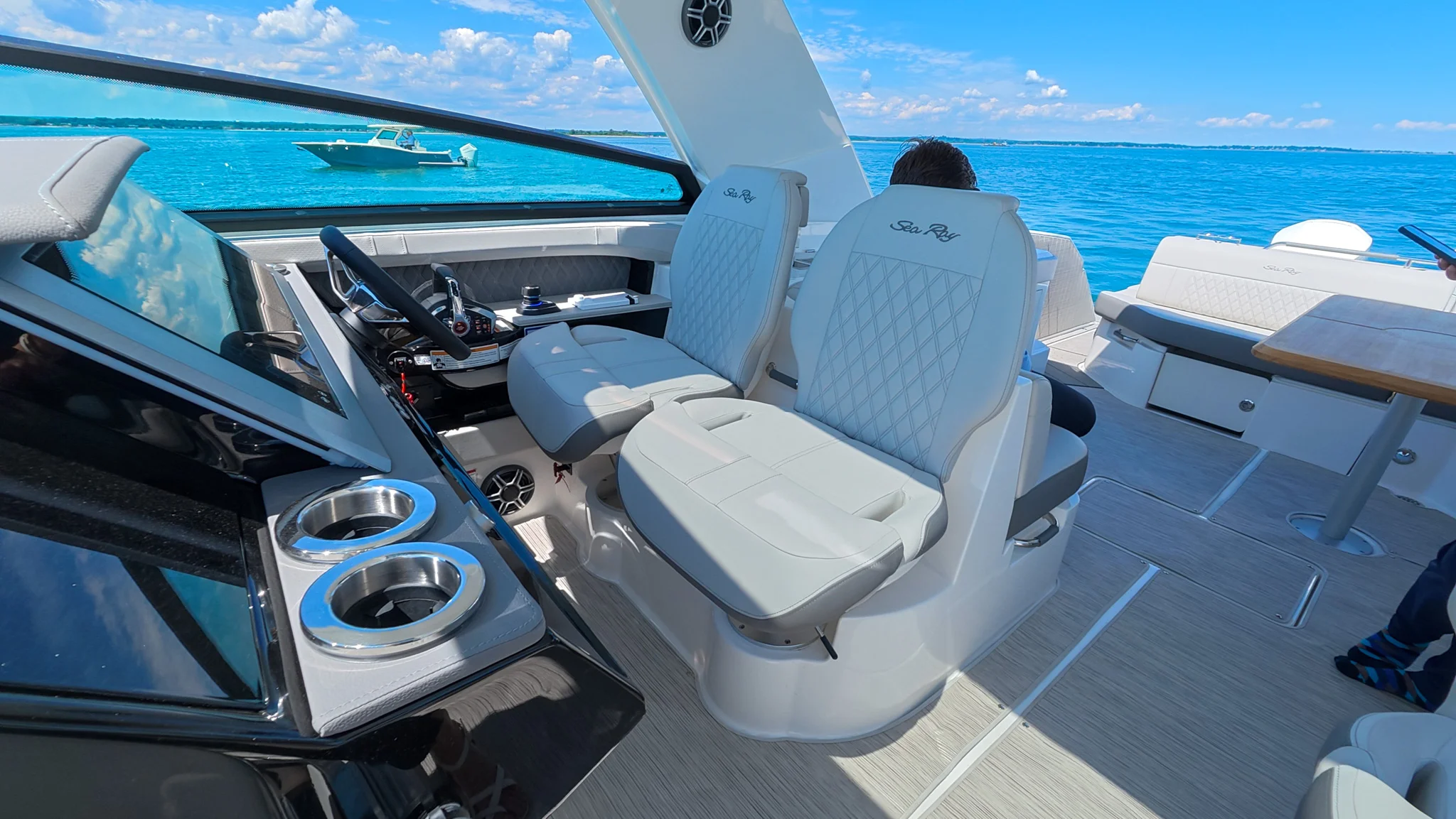 2026 Sea Ray SLX 400 Outboard Image Thumbnail #61
