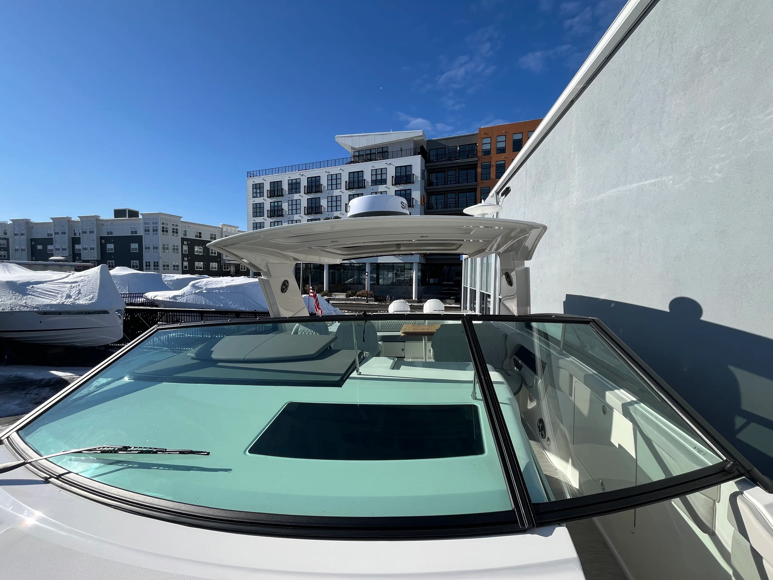 2026 Sea Ray SLX 400 Outboard Image Thumbnail #24