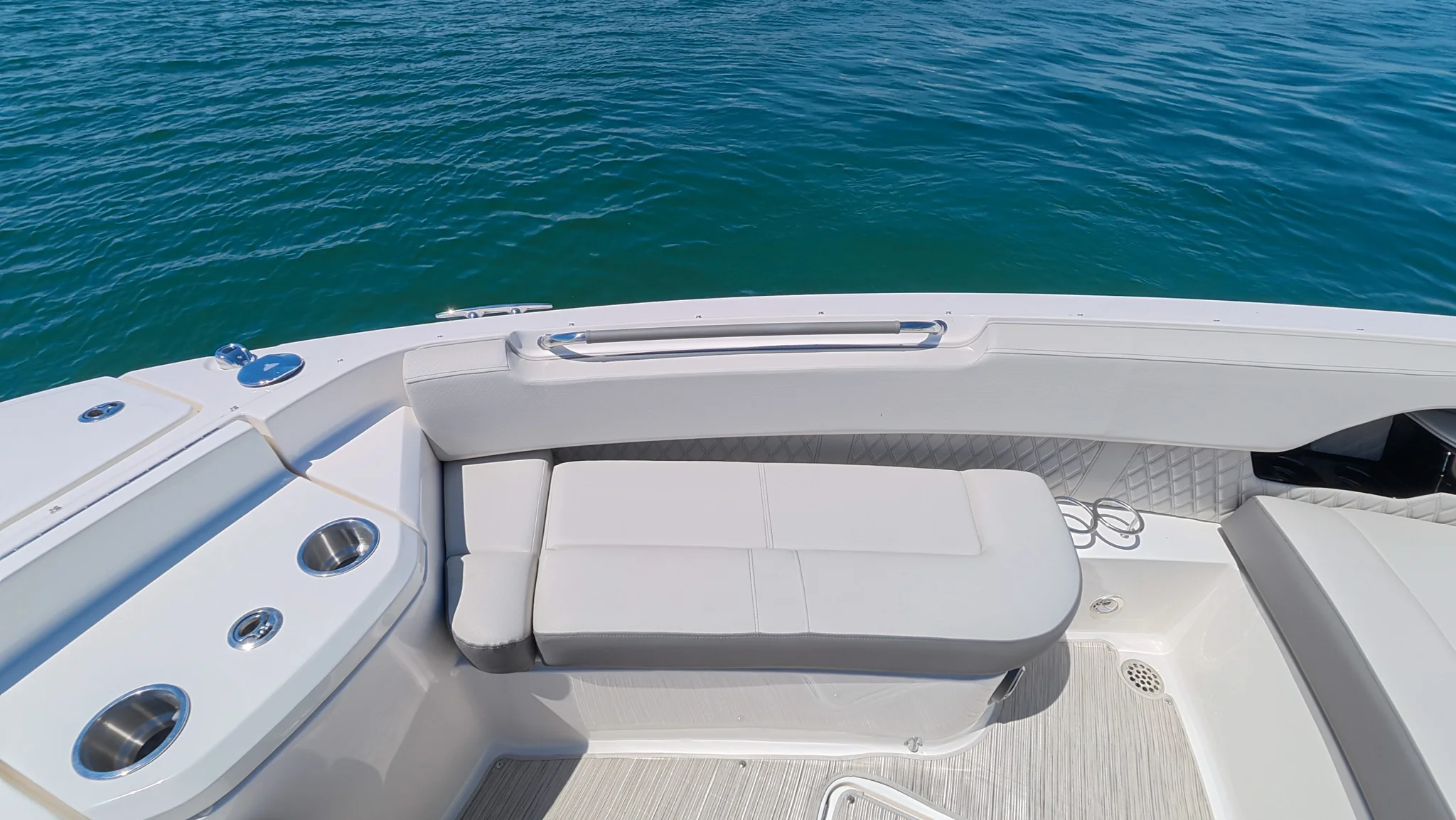 2026 Sea Ray SLX 400 Outboard Image Thumbnail #68