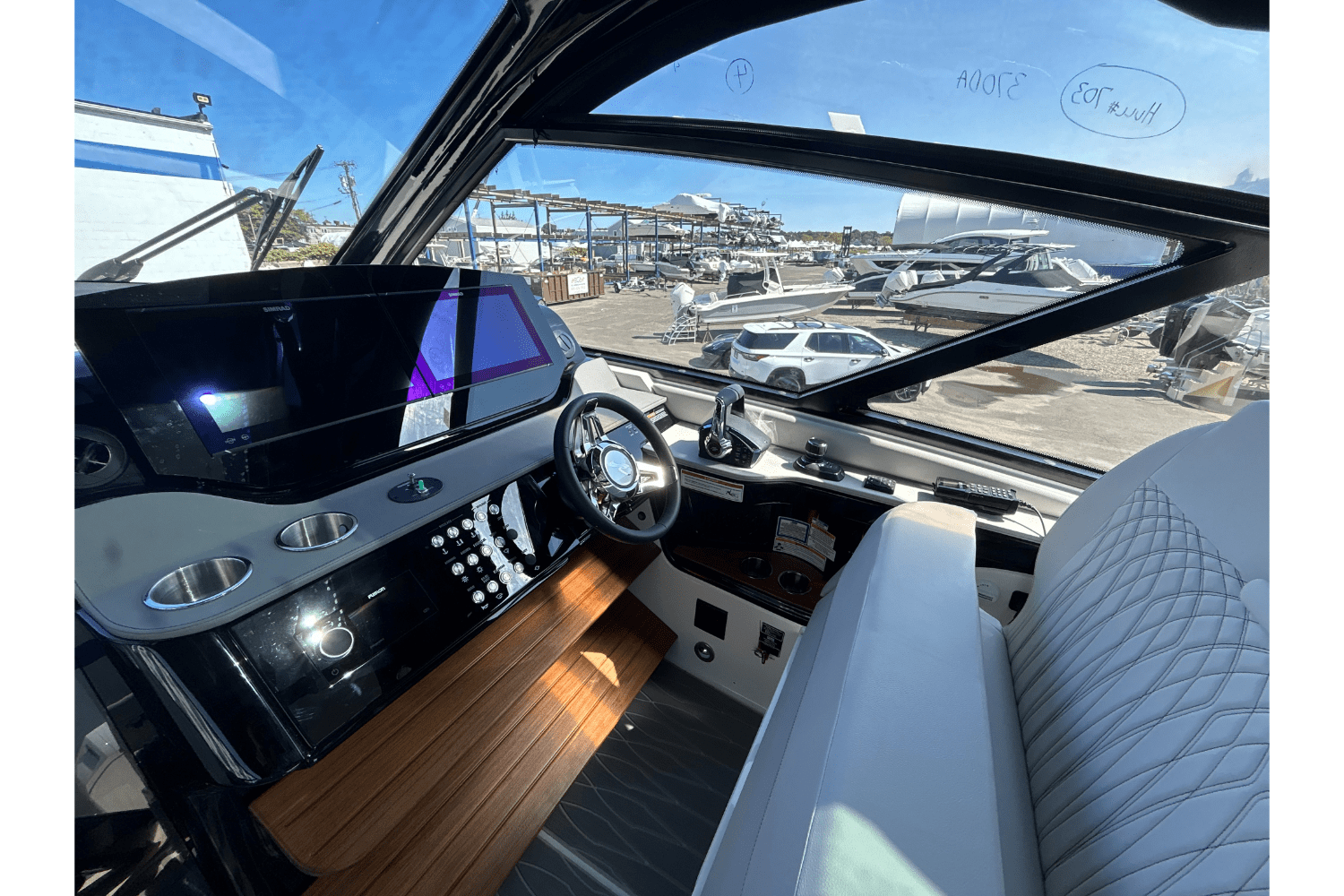 2026 Sea Ray Sundancer 370 Outboard Image Thumbnail #22