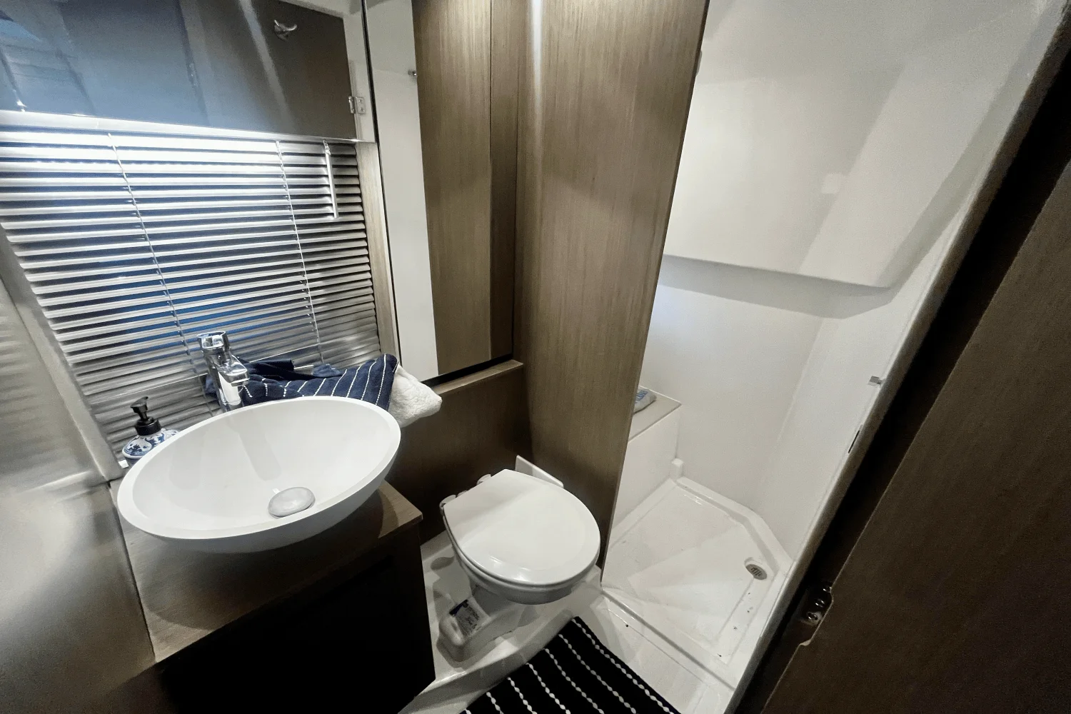 2023 Beneteau GT 36 Image Thumbnail #33