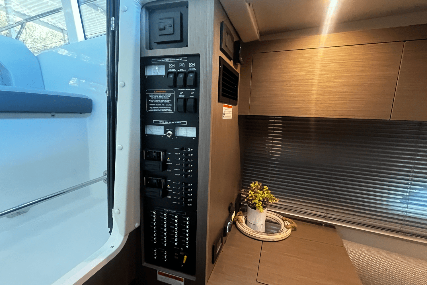 2023 Beneteau GT 36 Image Thumbnail #29