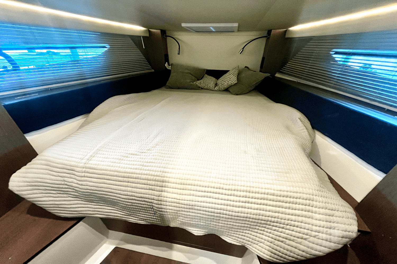 2023 Beneteau GT 36 Image Thumbnail #36