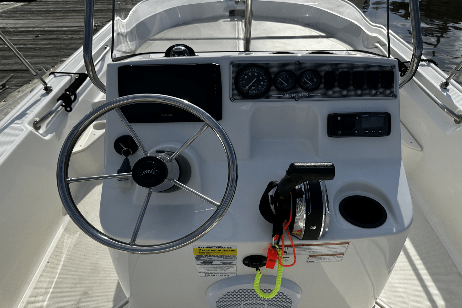 2020 Boston Whaler 170 MONTAUK Image Thumbnail #11