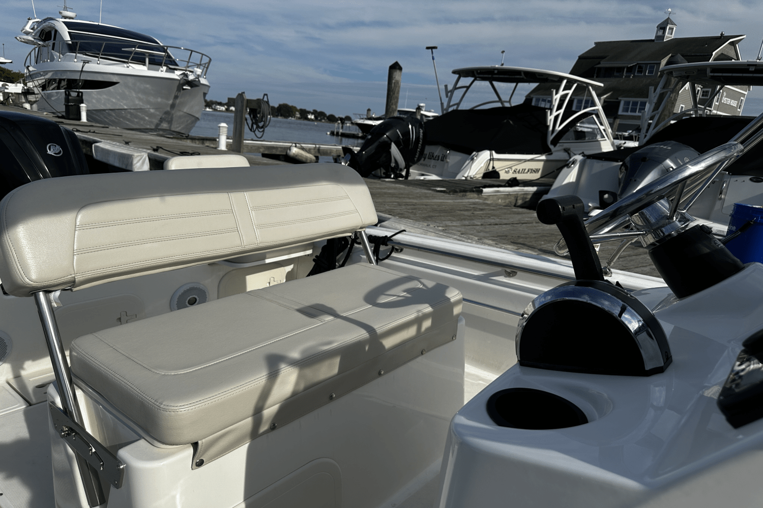 2020 Boston Whaler 170 MONTAUK Image Thumbnail #10