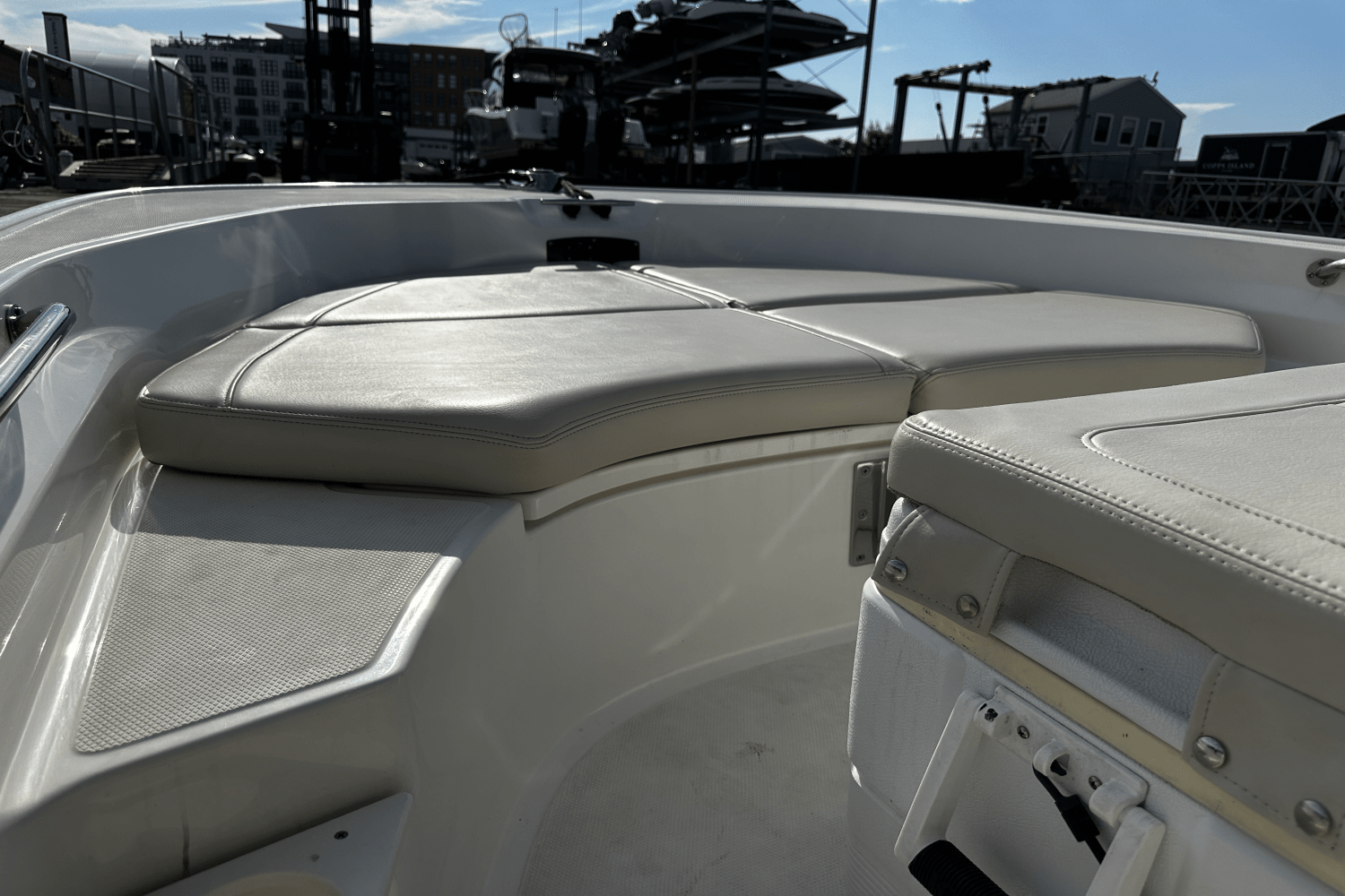 2020 Boston Whaler 170 MONTAUK Image Thumbnail #12