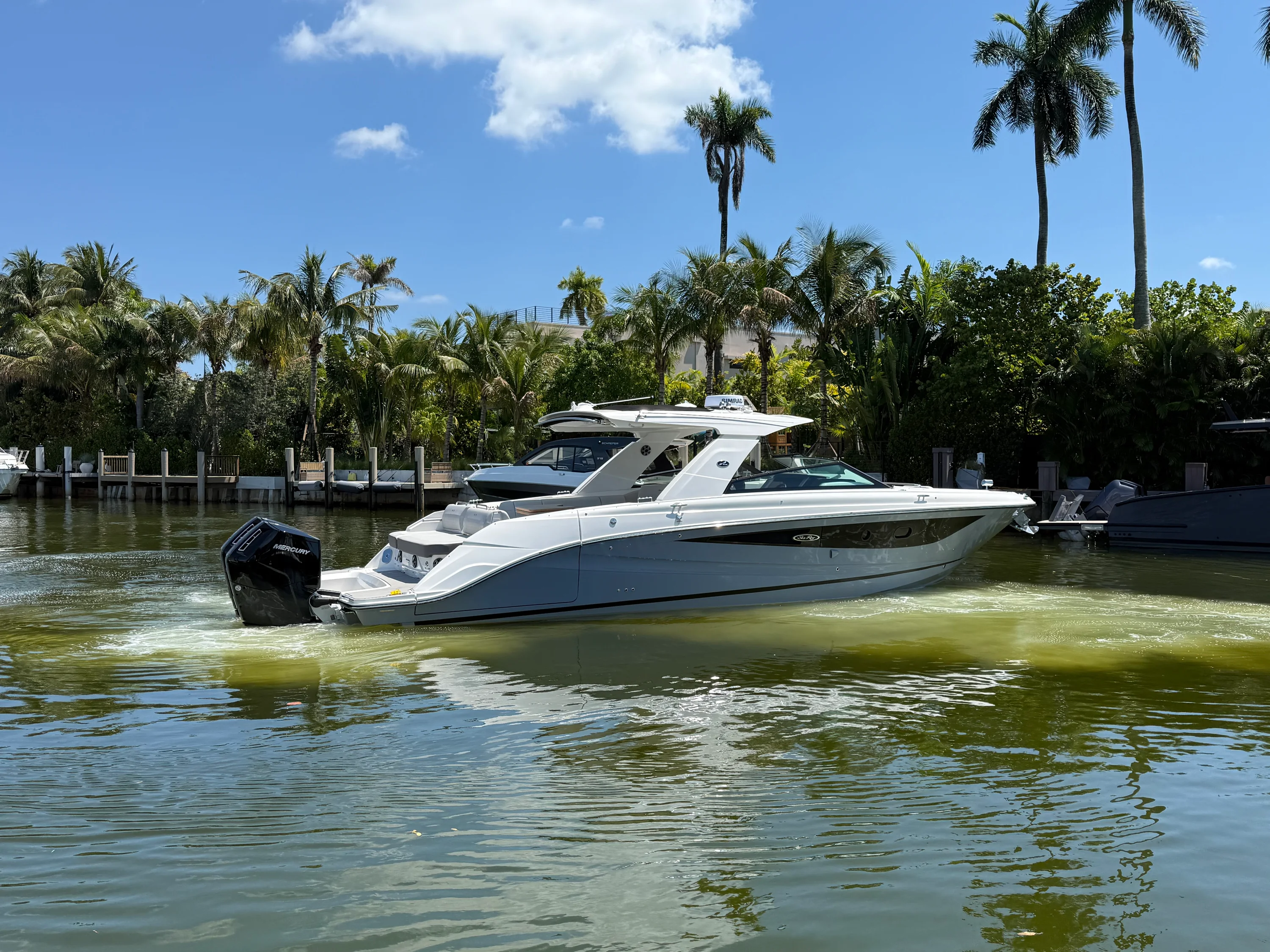 2026 Sea Ray SLX 400 Outboard Image Thumbnail #9
