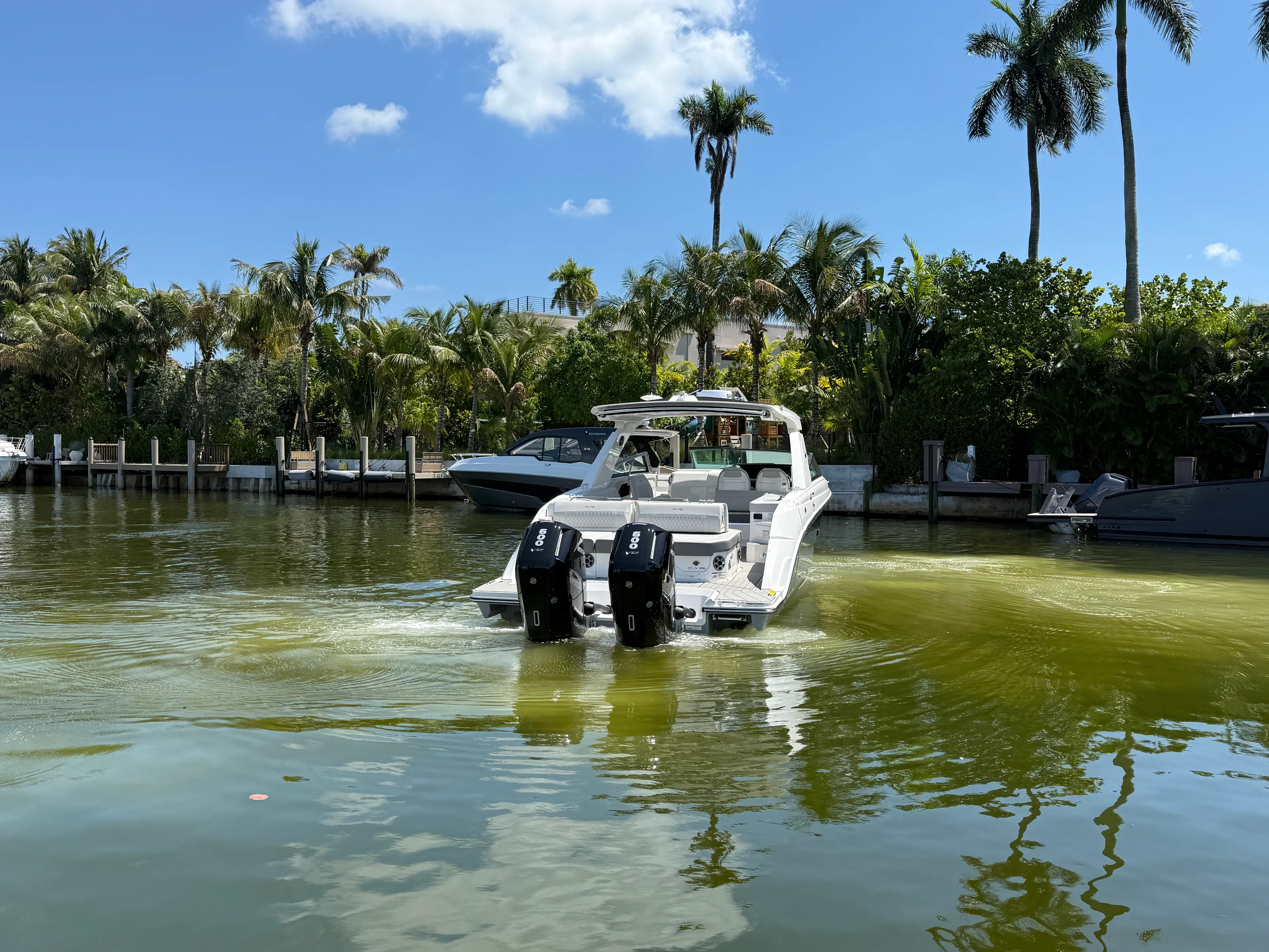2026 Sea Ray SLX 400 Outboard Image Thumbnail #23