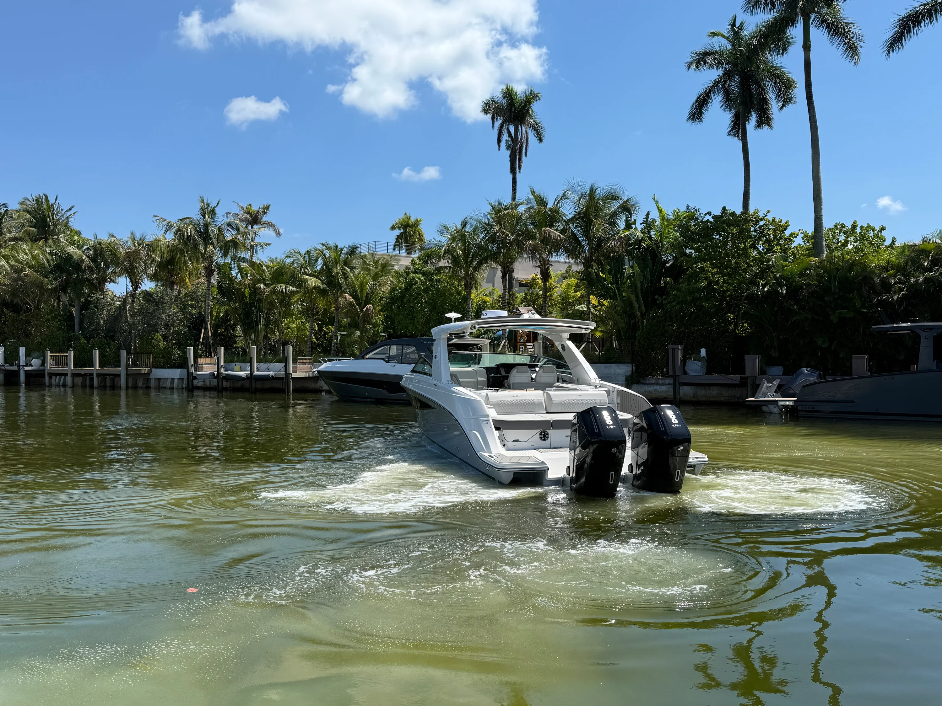 2026 Sea Ray SLX 400 Outboard Image Thumbnail #26