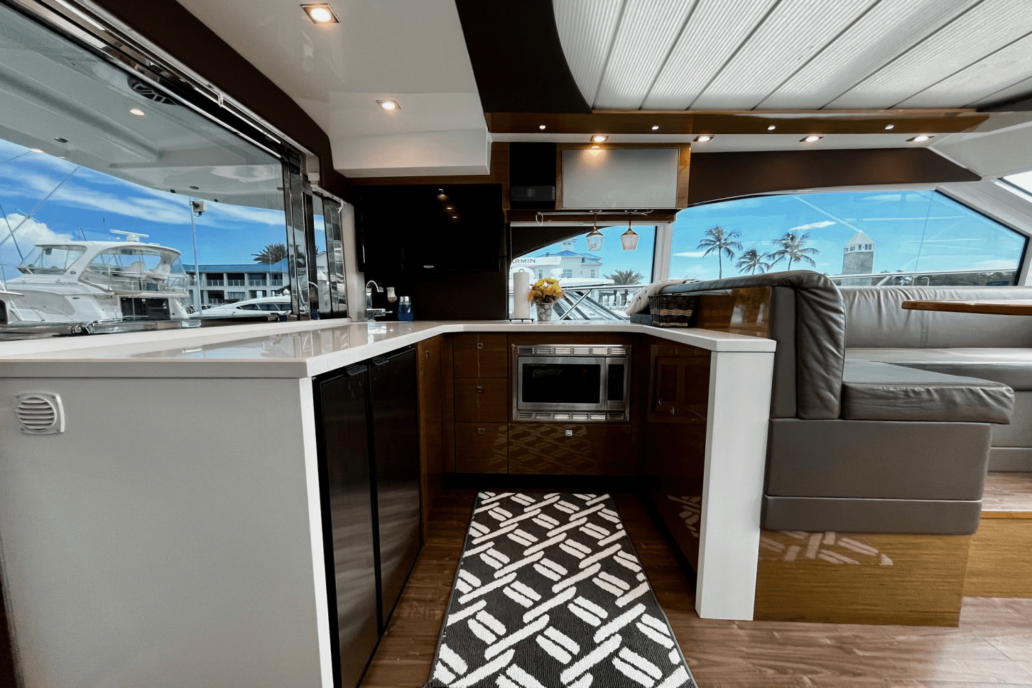 2017 Cruisers Yachts 45 CANTIUS Image Thumbnail #18