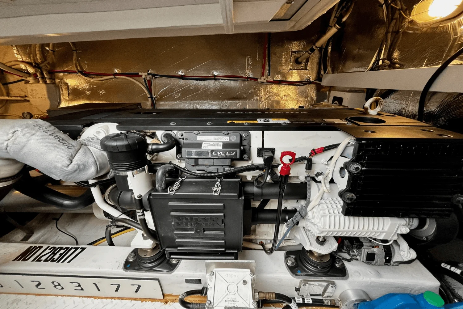 2017 Cruisers Yachts 45 CANTIUS Image Thumbnail #39