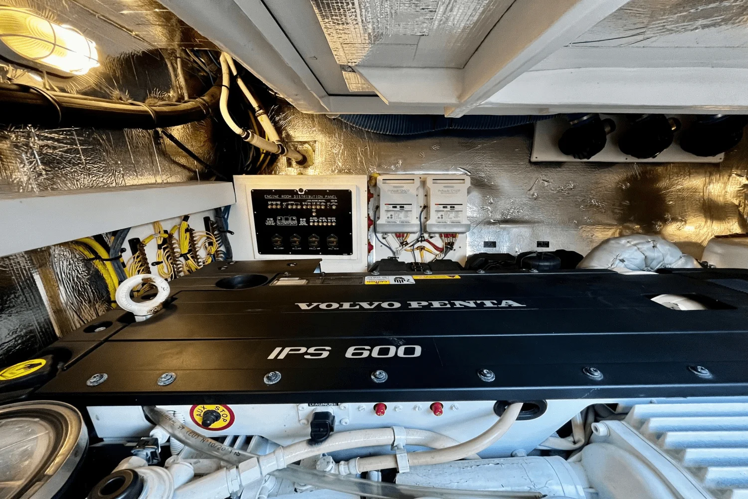 2017 Cruisers Yachts 45 CANTIUS Image Thumbnail #40