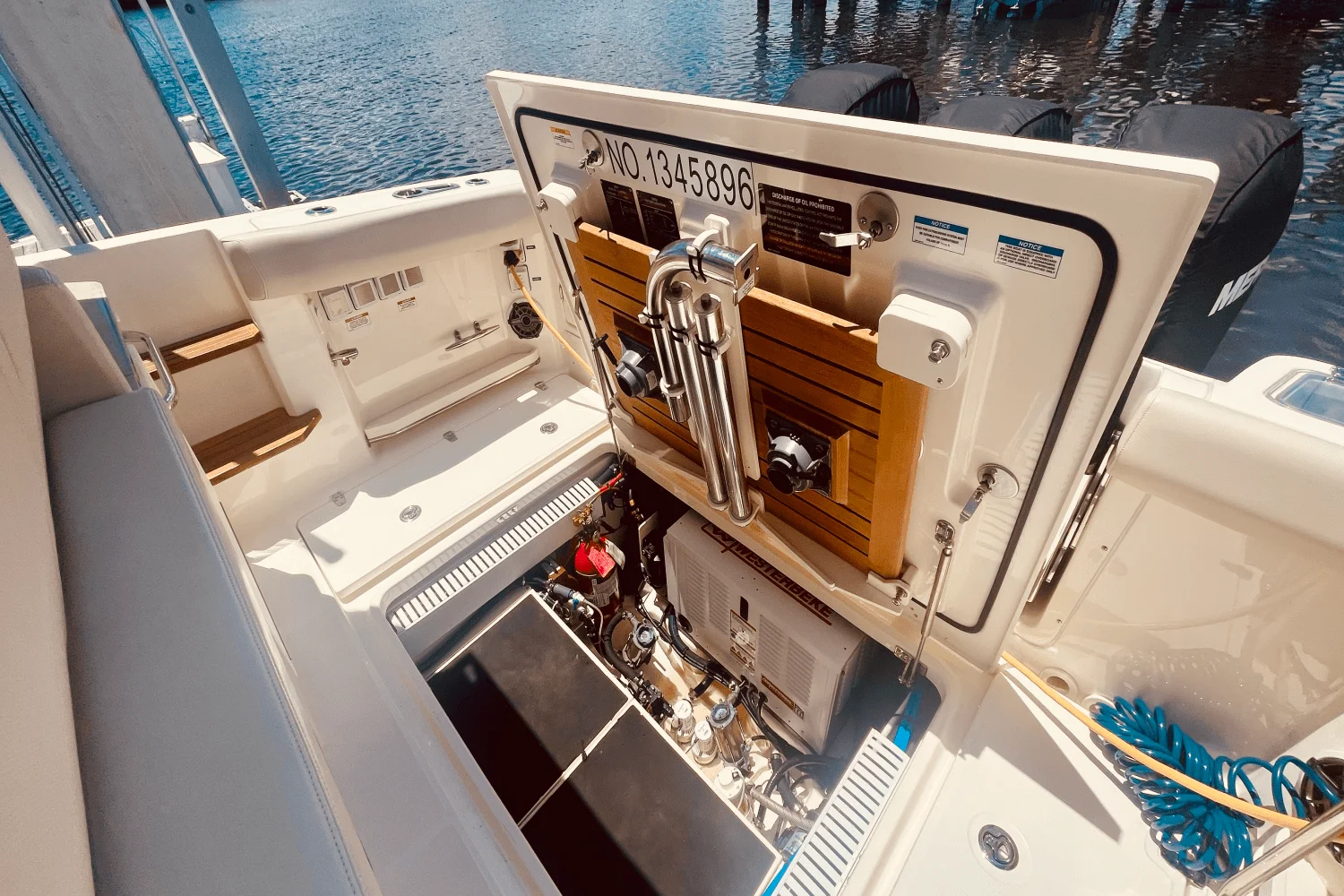 2023 Boston Whaler 350 REALM Image Thumbnail #49