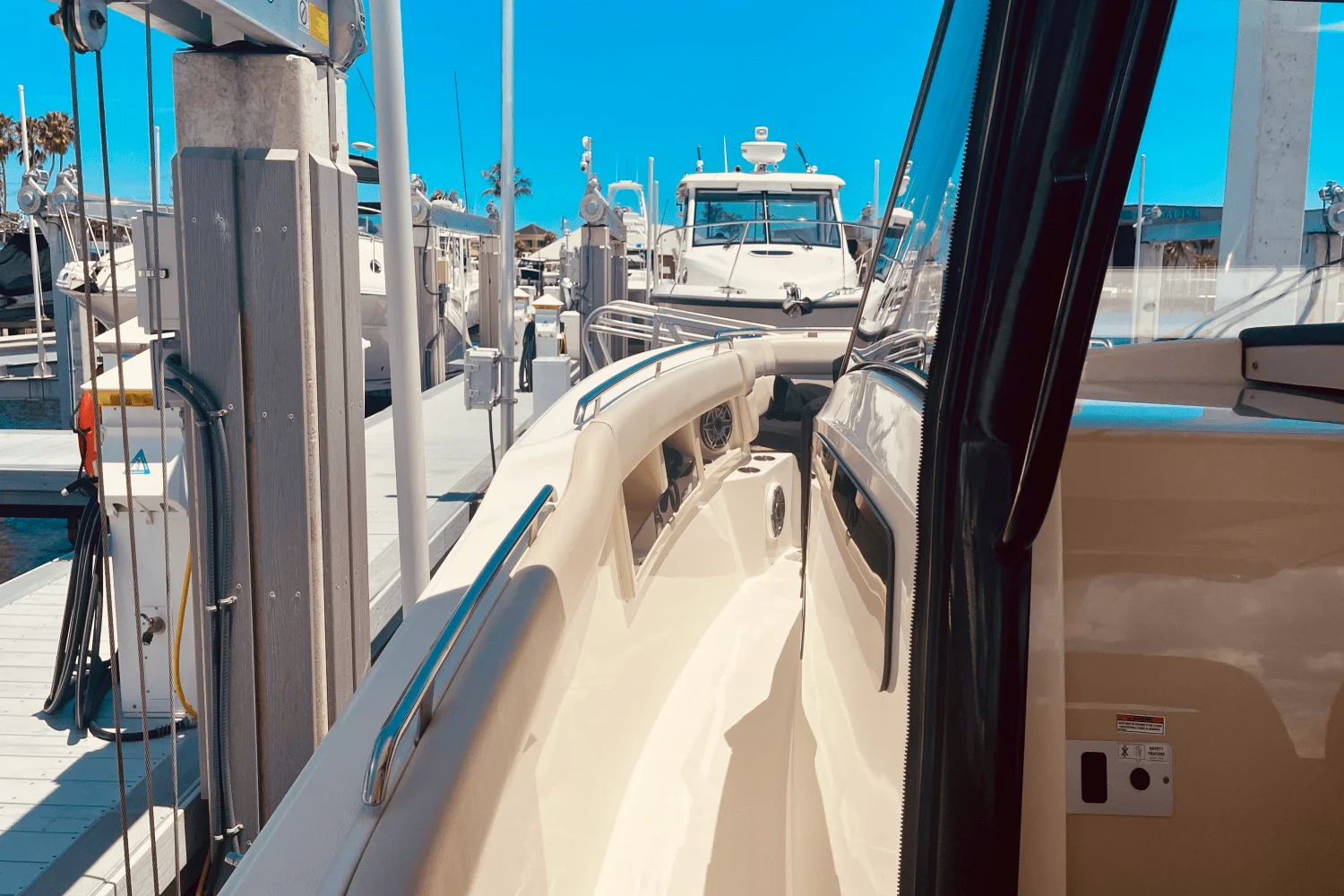 2023 Boston Whaler 350 REALM Image Thumbnail #32