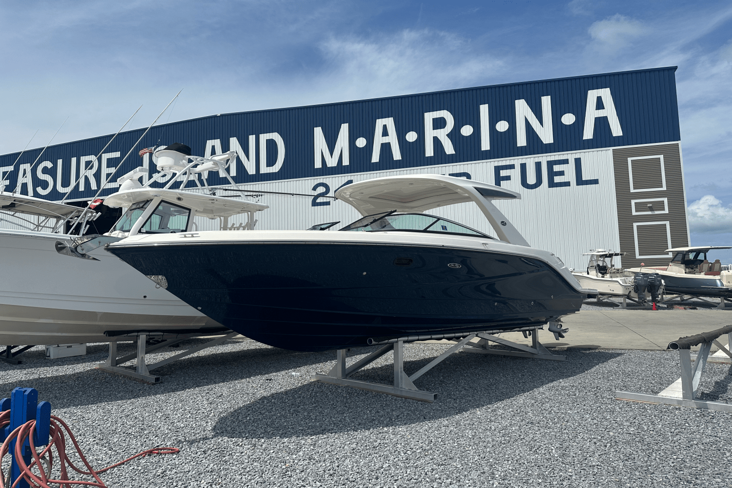 2021 Sea Ray 310 SLX Image Thumbnail #0