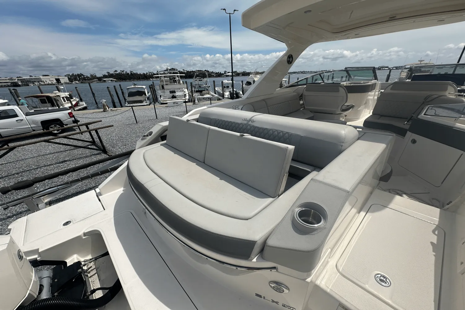 2021 Sea Ray 310 SLX Image Thumbnail #6
