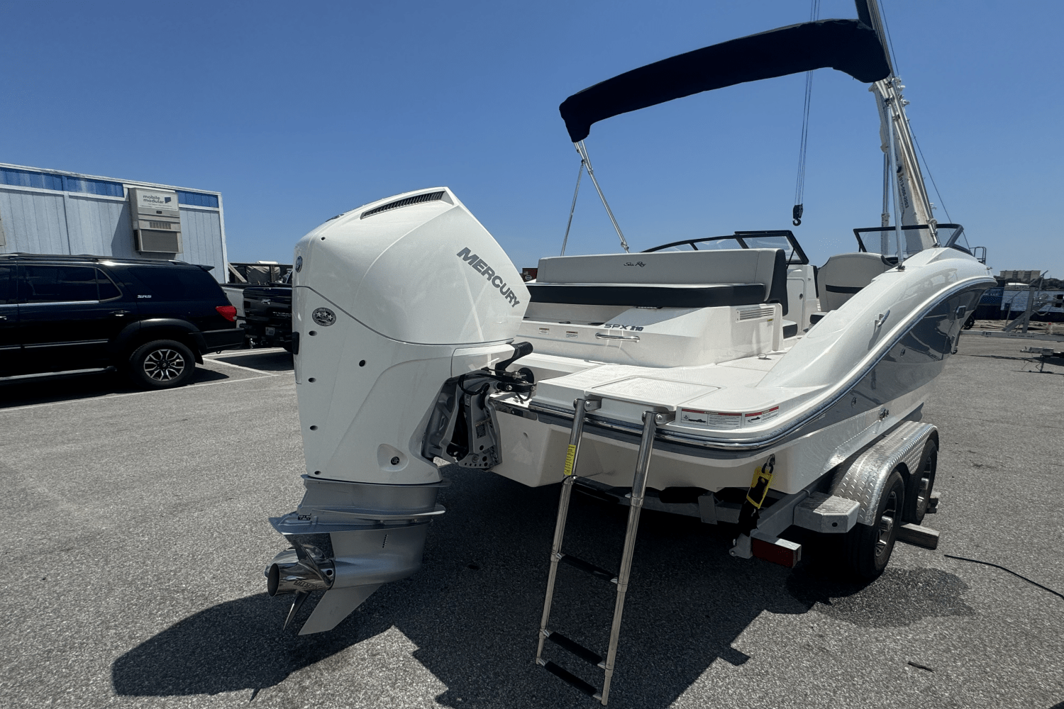 2024 Sea Ray 210 SPX OB Image Thumbnail #5