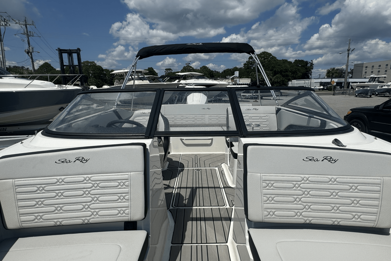 2024 Sea Ray 210 SPX OB Image Thumbnail #26