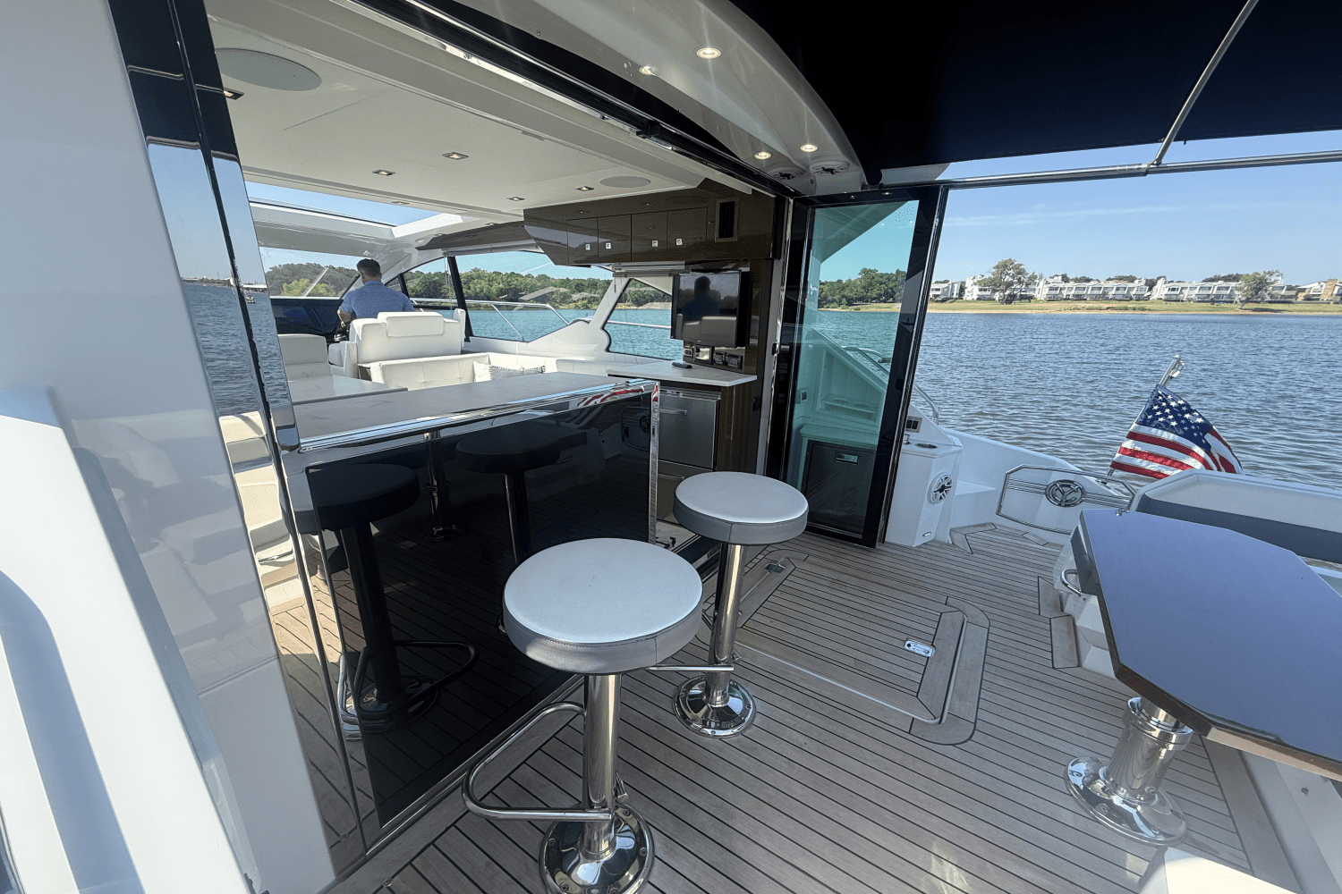 2020 Cruisers Yachts 50 CANTIUS Image Thumbnail #22