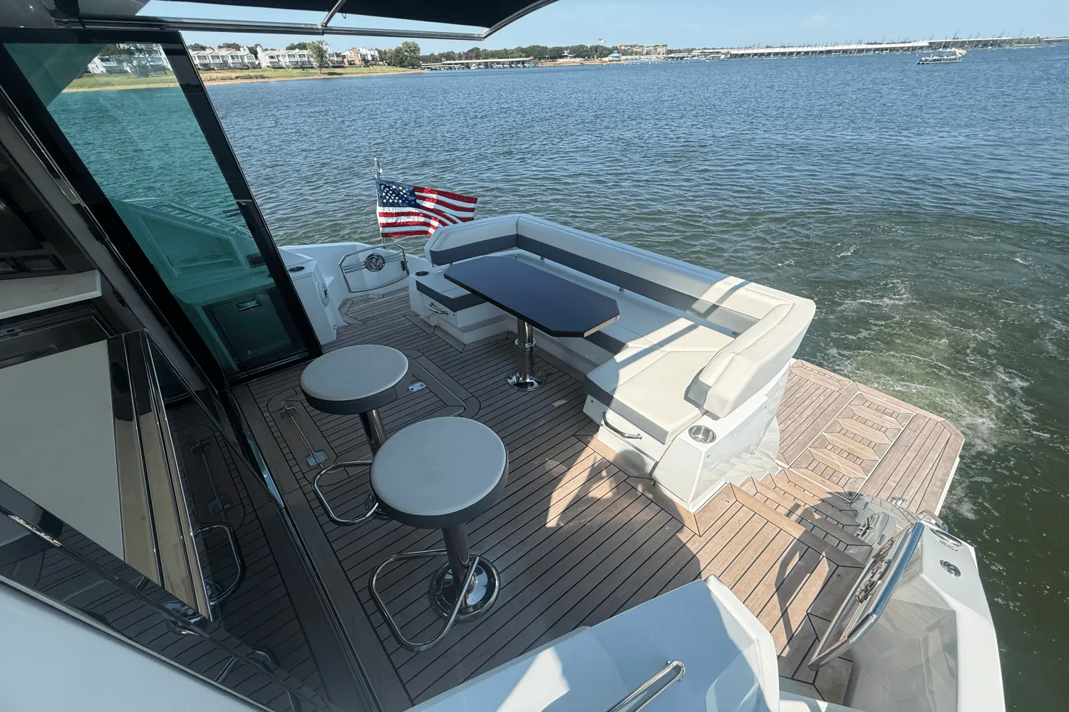 2020 Cruisers Yachts 50 CANTIUS Image Thumbnail #18