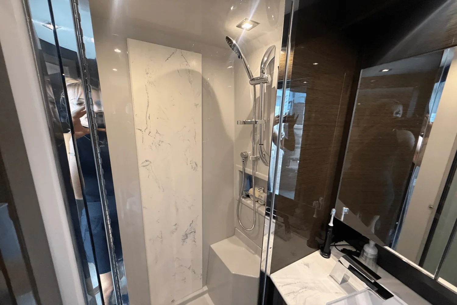 2020 Cruisers Yachts 50 CANTIUS Image Thumbnail #61