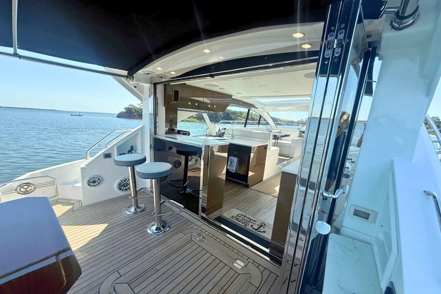 2020 Cruisers Yachts 50 CANTIUS Image Thumbnail #20