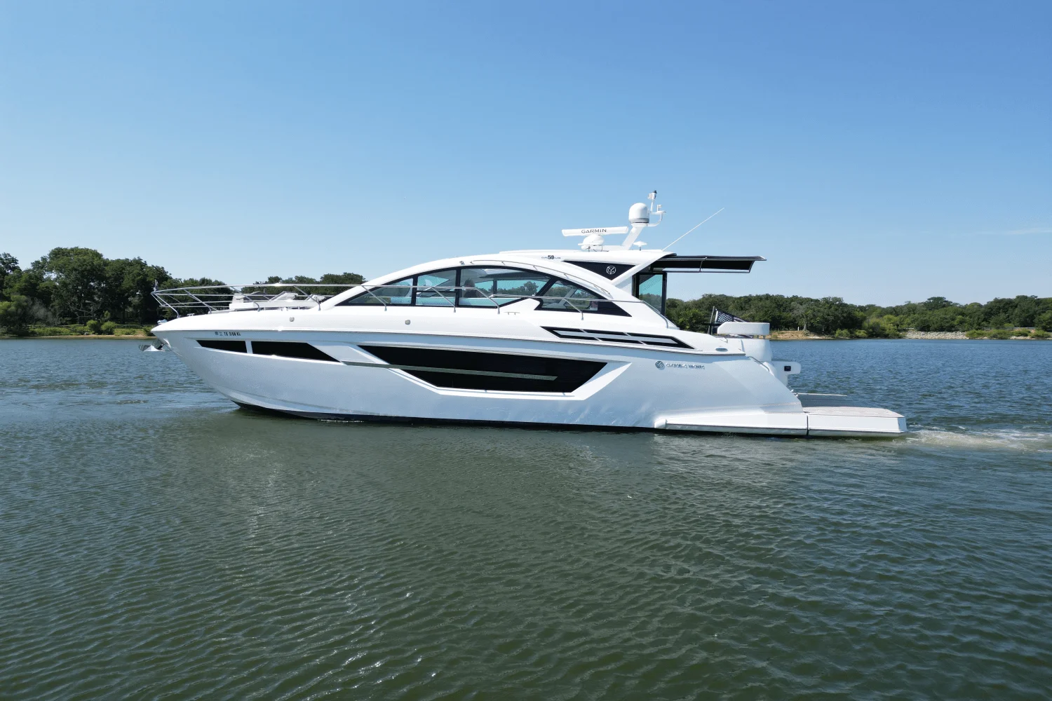 2020 Cruisers Yachts 50 CANTIUS Image Thumbnail #2